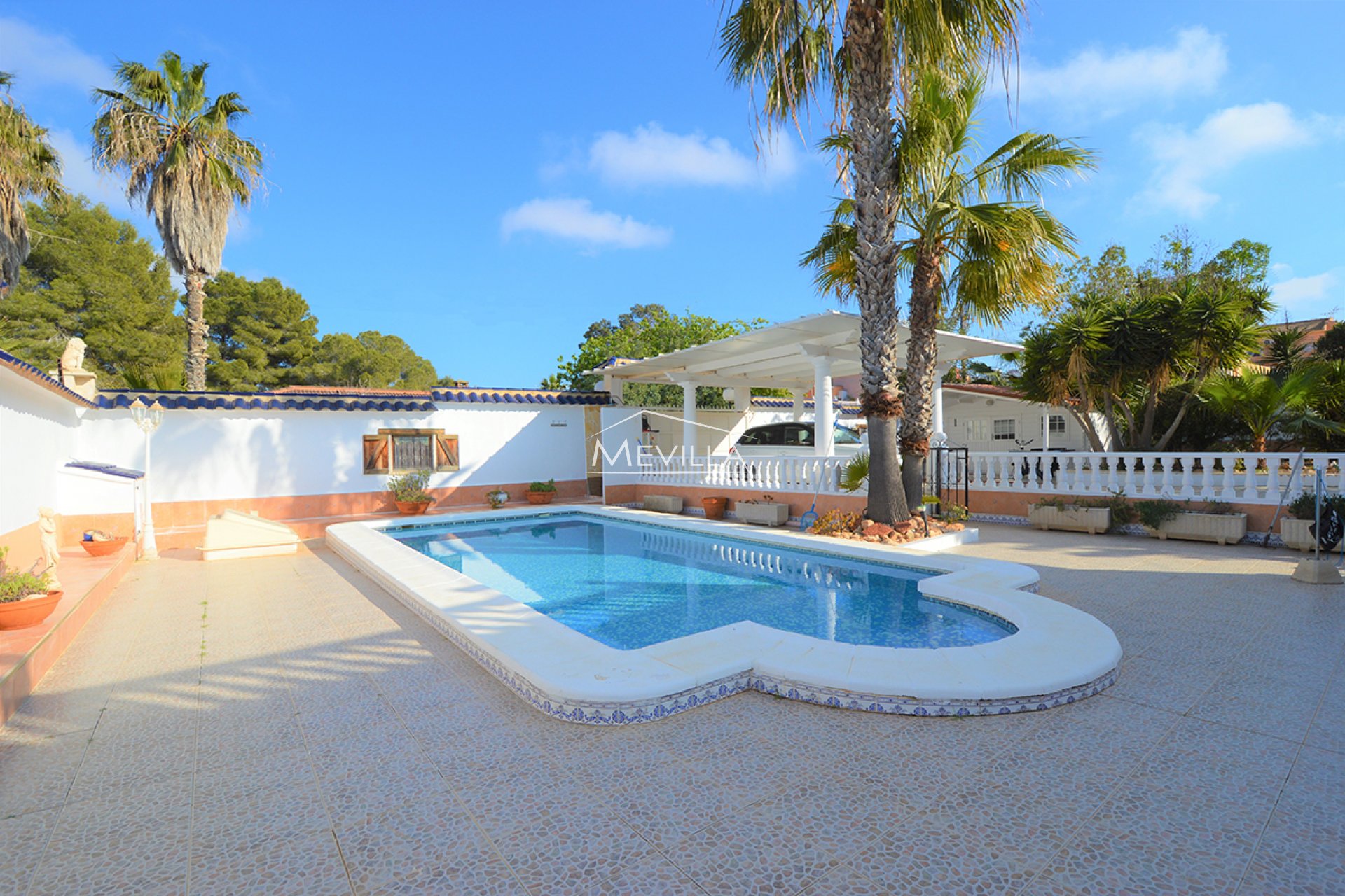 Återförsäljare - Villa - Orihuela Costa - Villamartin