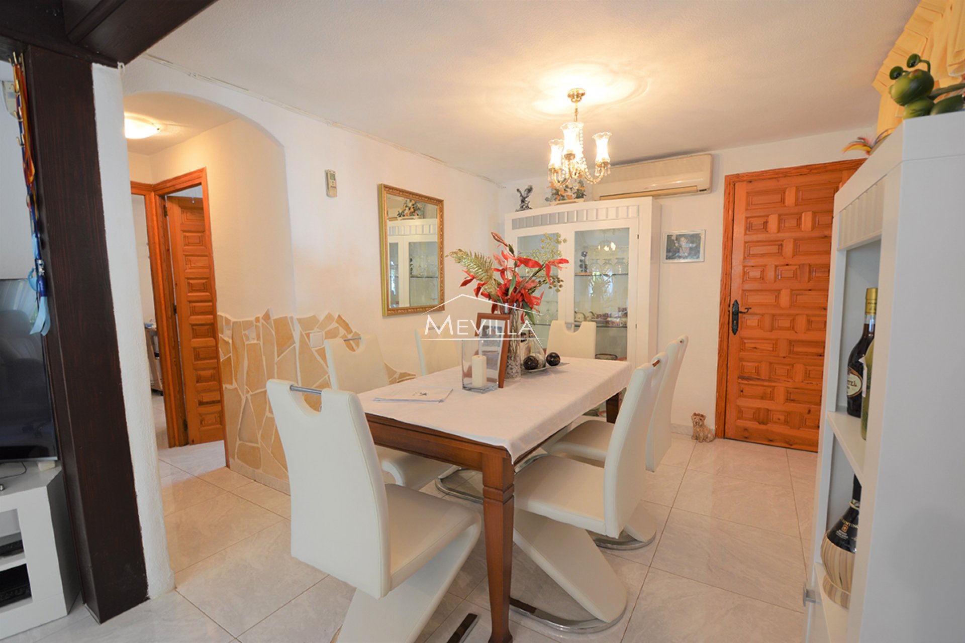 Återförsäljare - Villa - Orihuela Costa - Villamartin