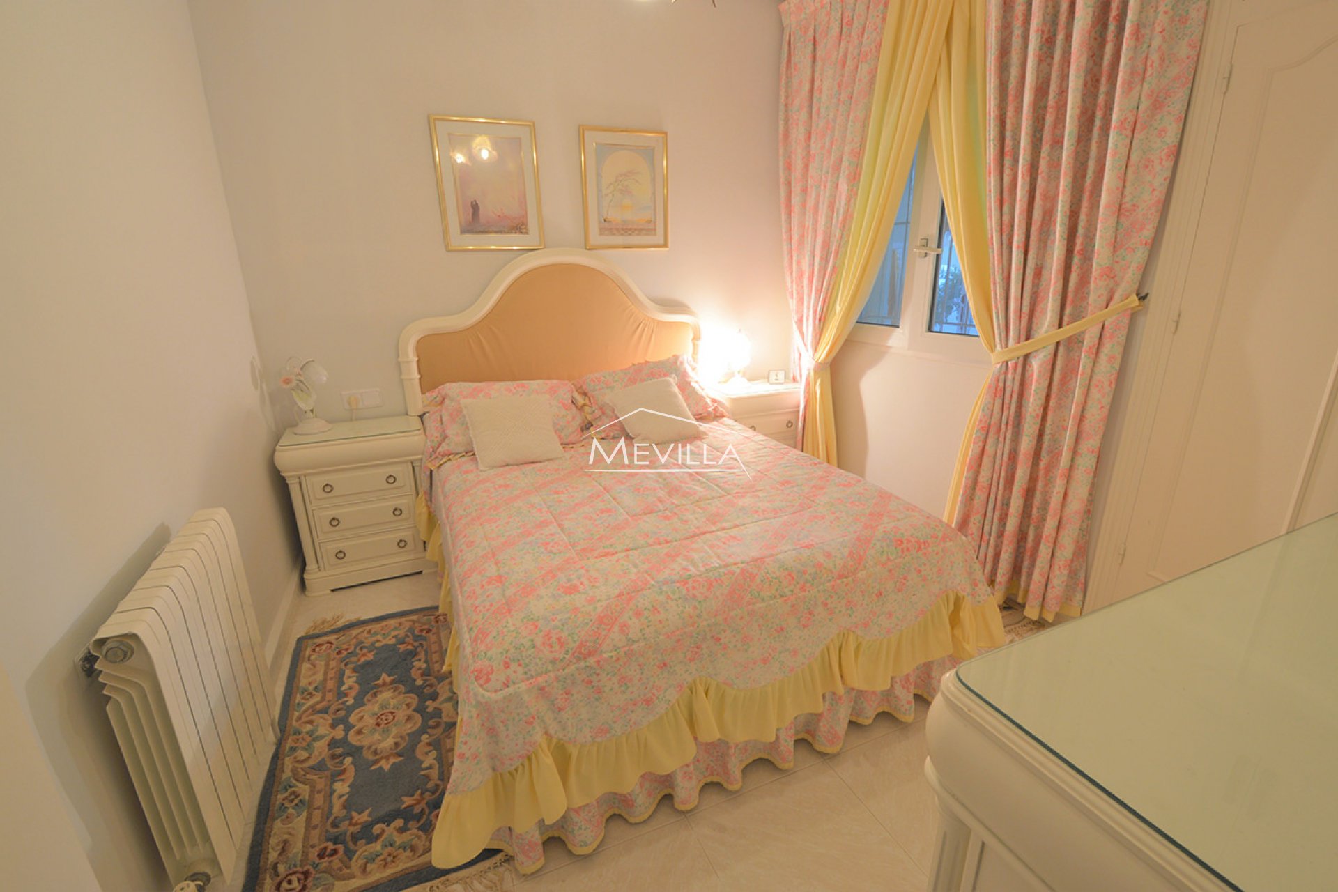 Återförsäljare - Villa - Orihuela Costa - Villamartin