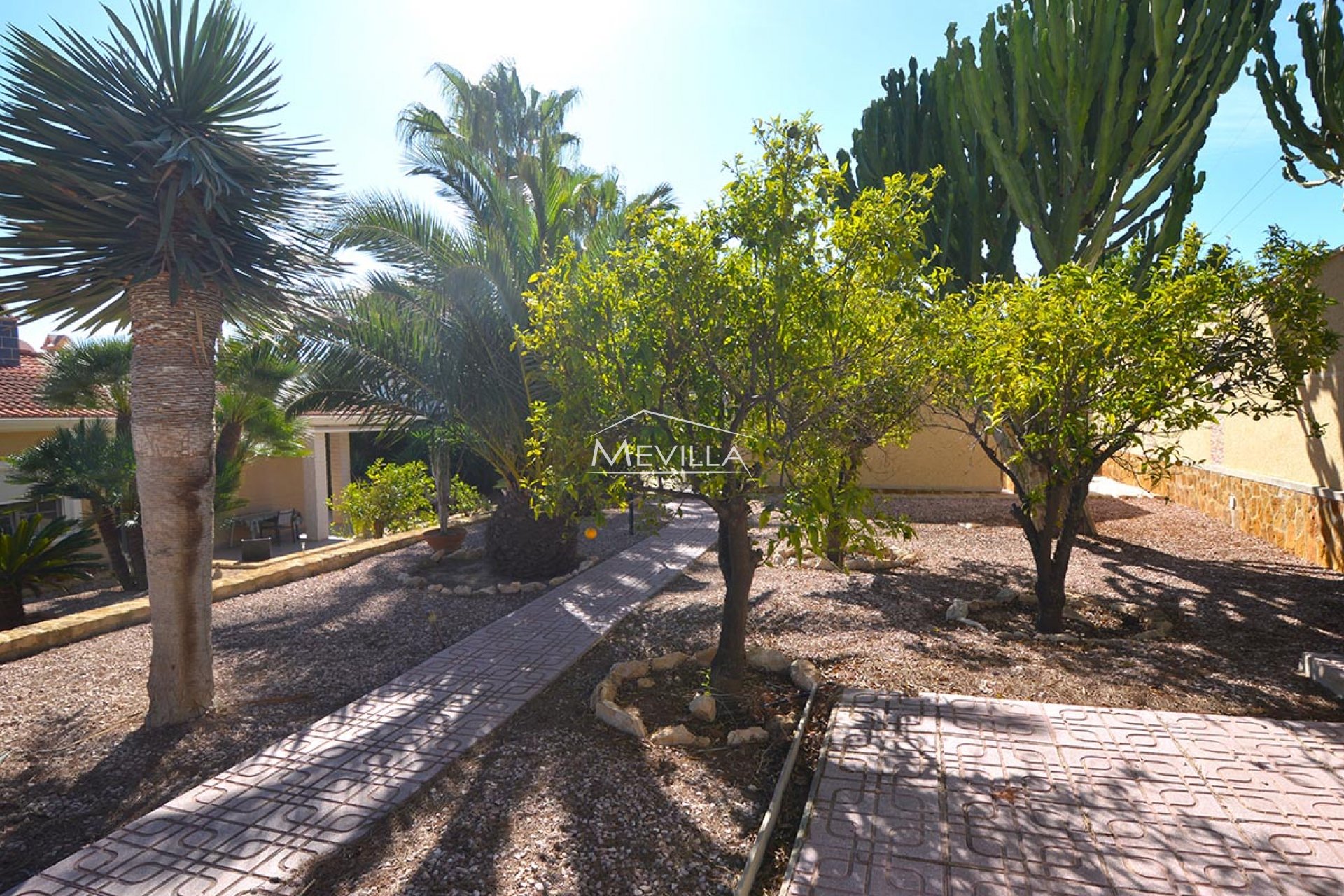 Återförsäljare - Villa - Orihuela Costa - Villamartin