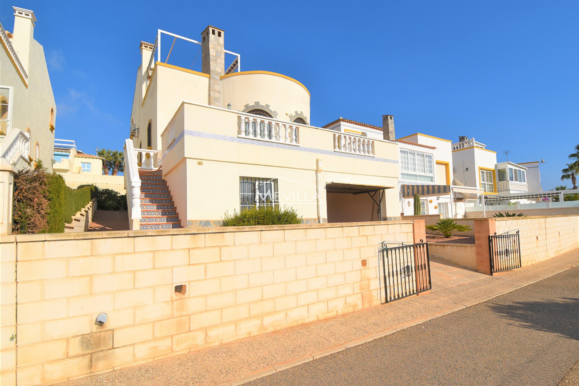 Återförsäljare - Villa - Orihuela Costa - Villamartin