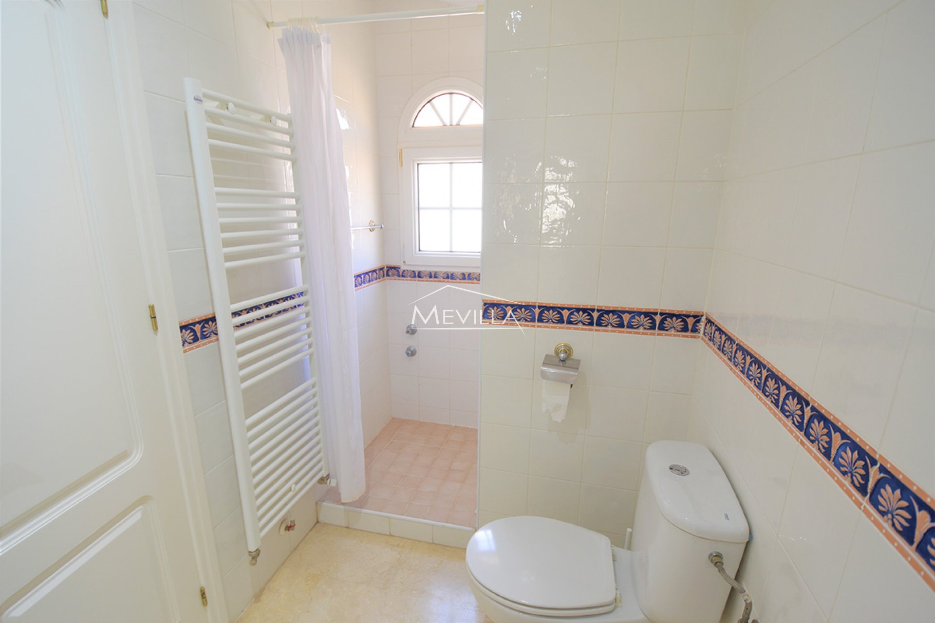 Återförsäljare - Villa - Orihuela Costa - Villamartin