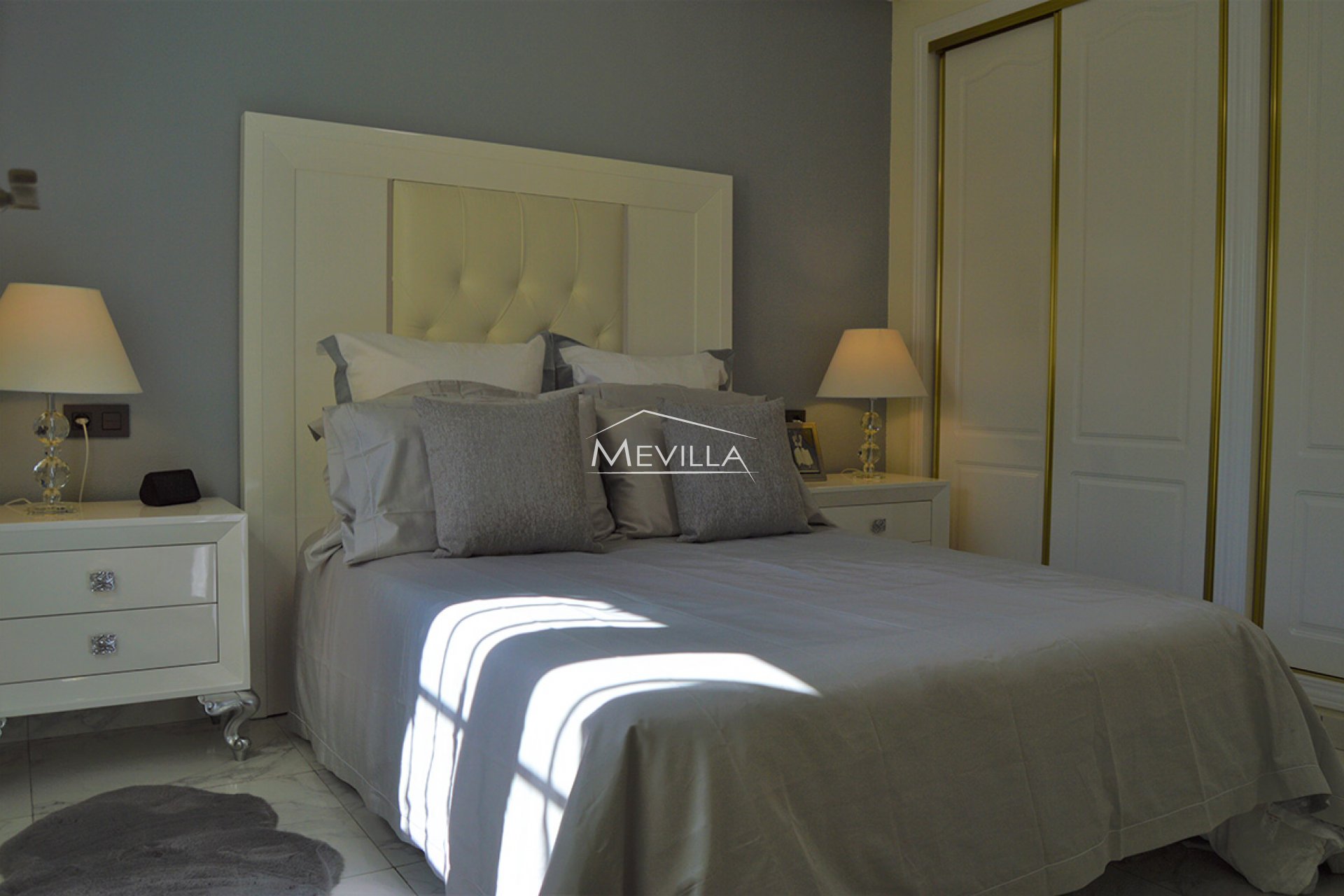 Återförsäljare - Villa - Orihuela Costa - Villamartin