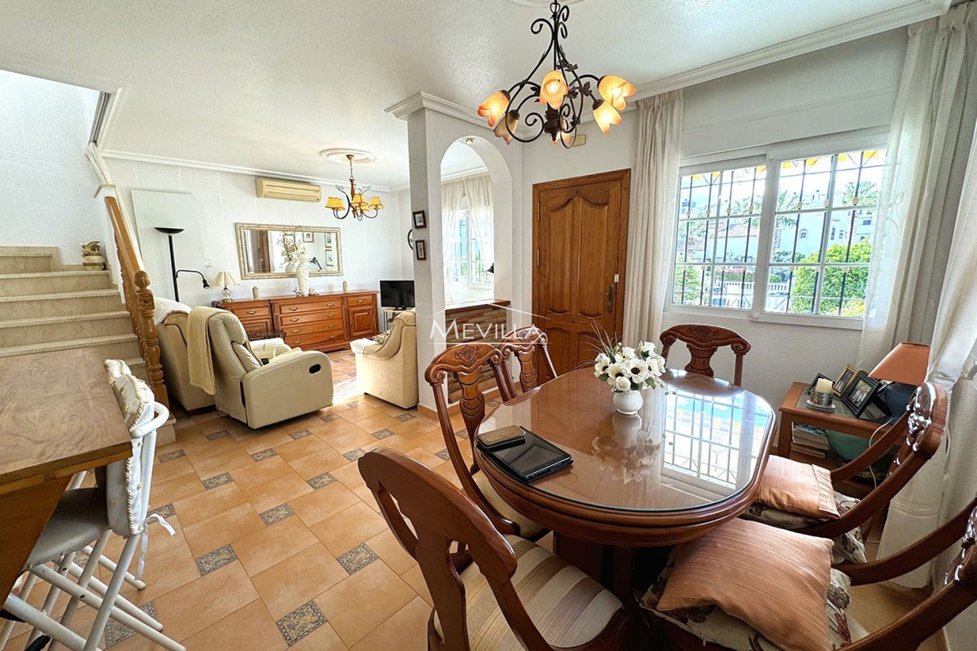 Återförsäljare - Villa - Orihuela Costa - Villamartin