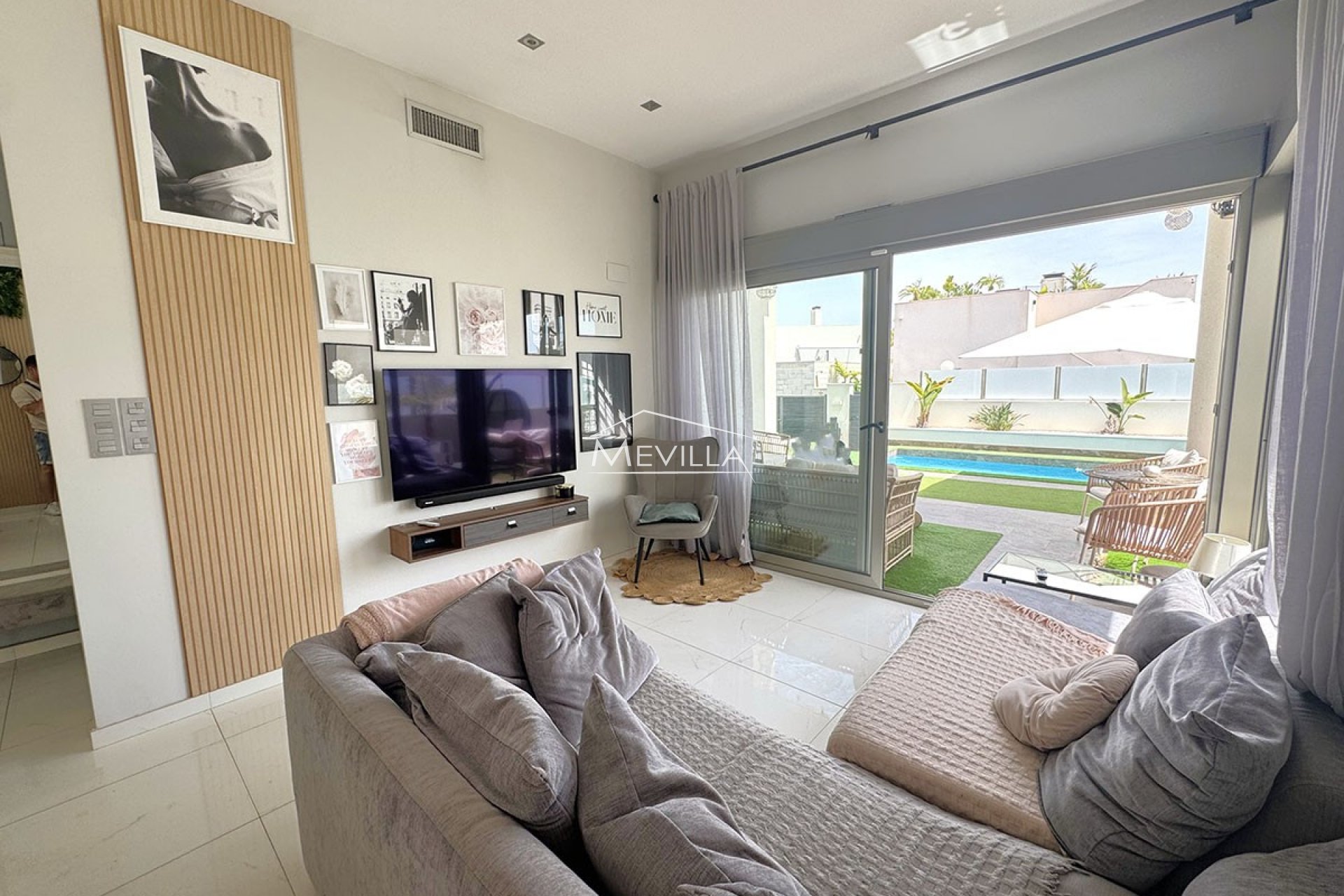 Återförsäljare - Villa - Orihuela Costa - Villamartin