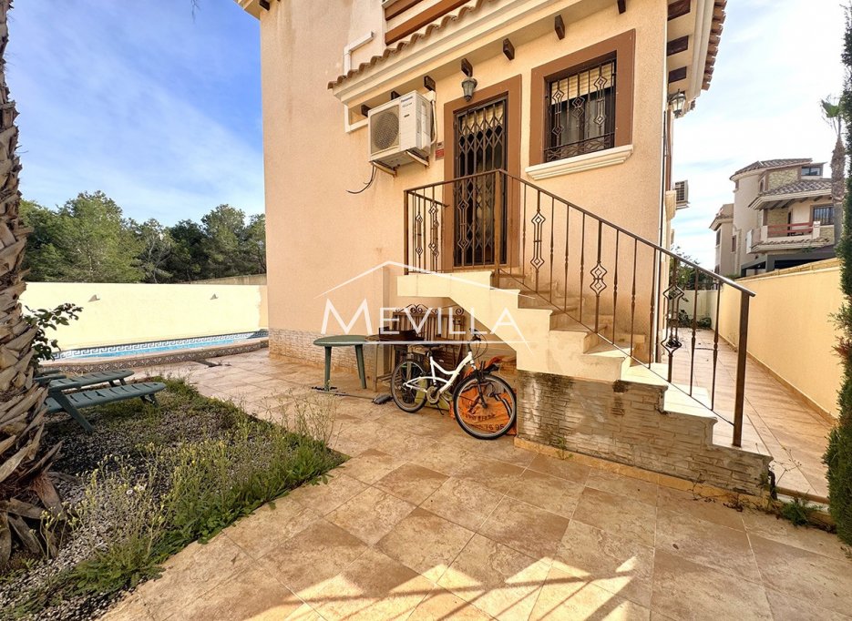 Återförsäljare - Villa - Orihuela Costa - Villamartin