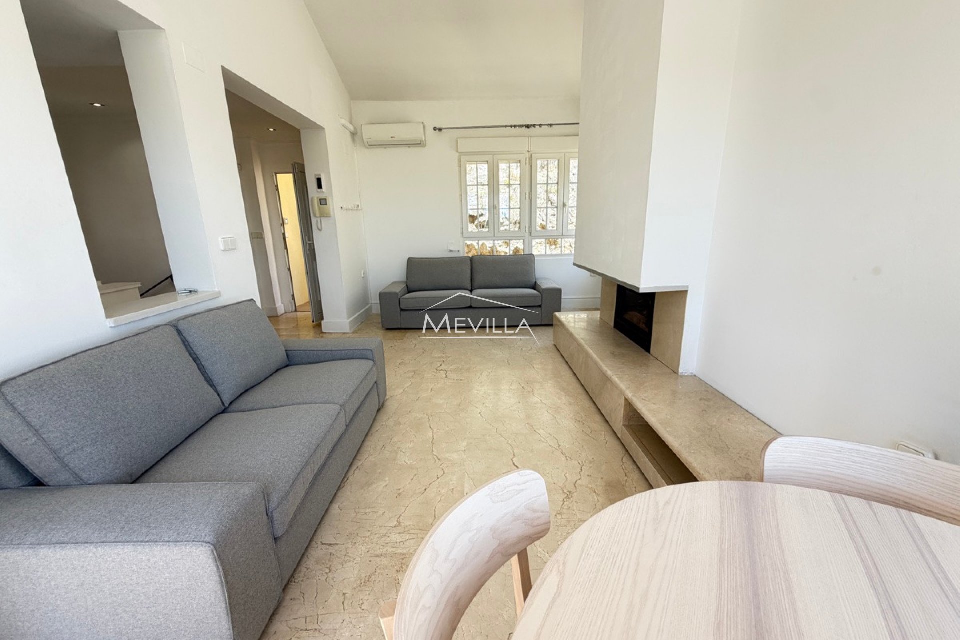 Återförsäljare - Villa - Orihuela Costa - Villamartin