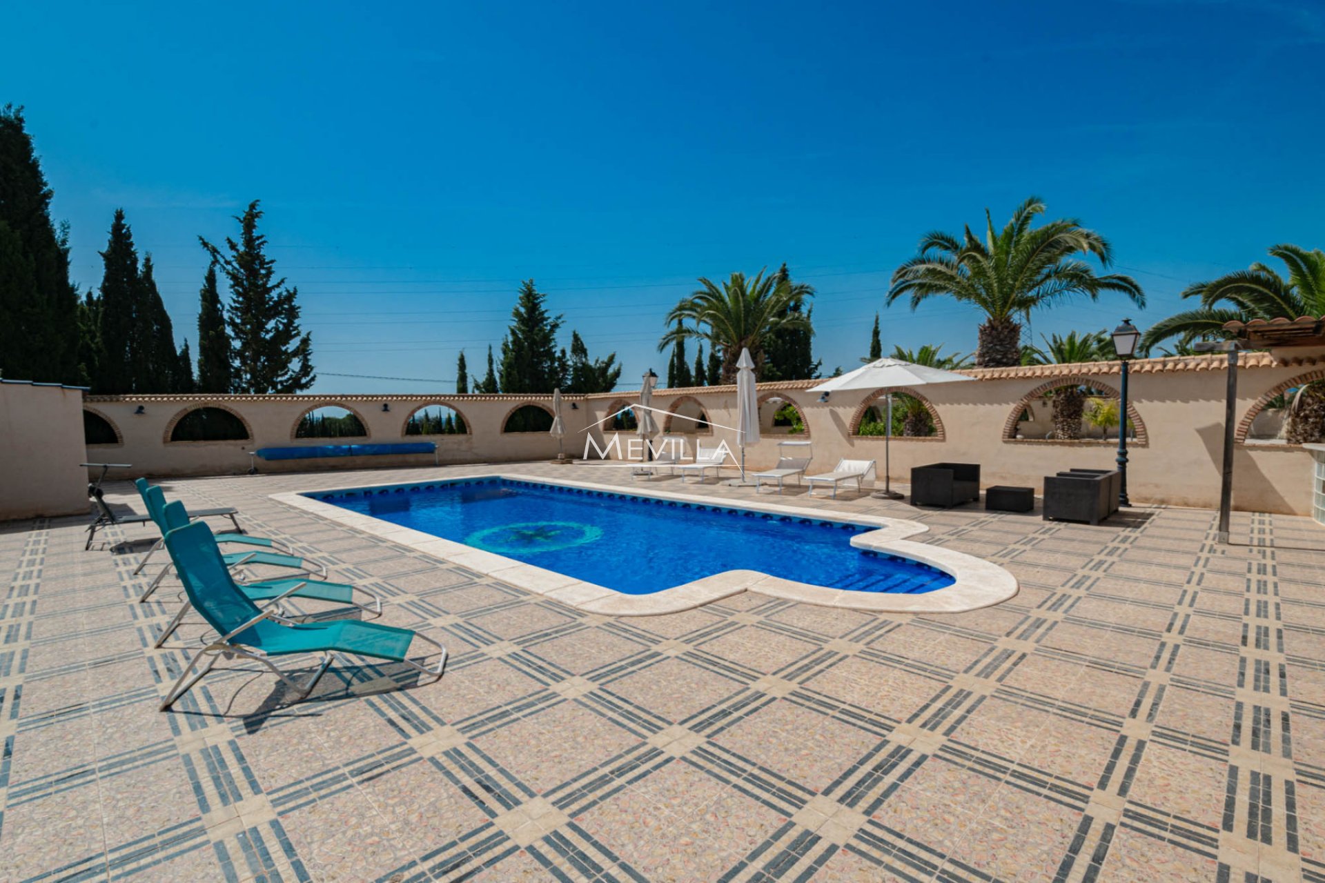Återförsäljare - Villa - Orihuela