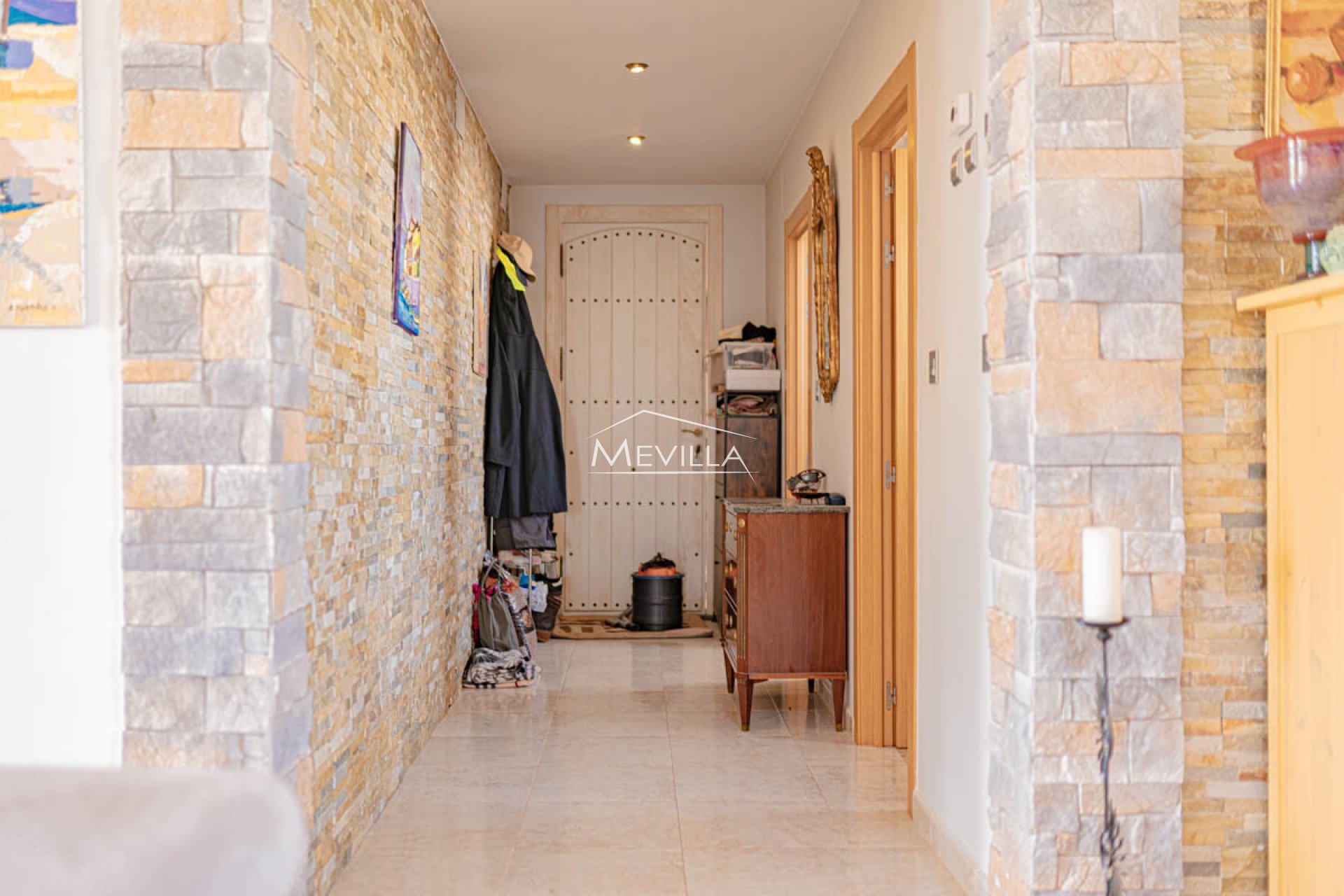 Återförsäljare - Villa - Orihuela