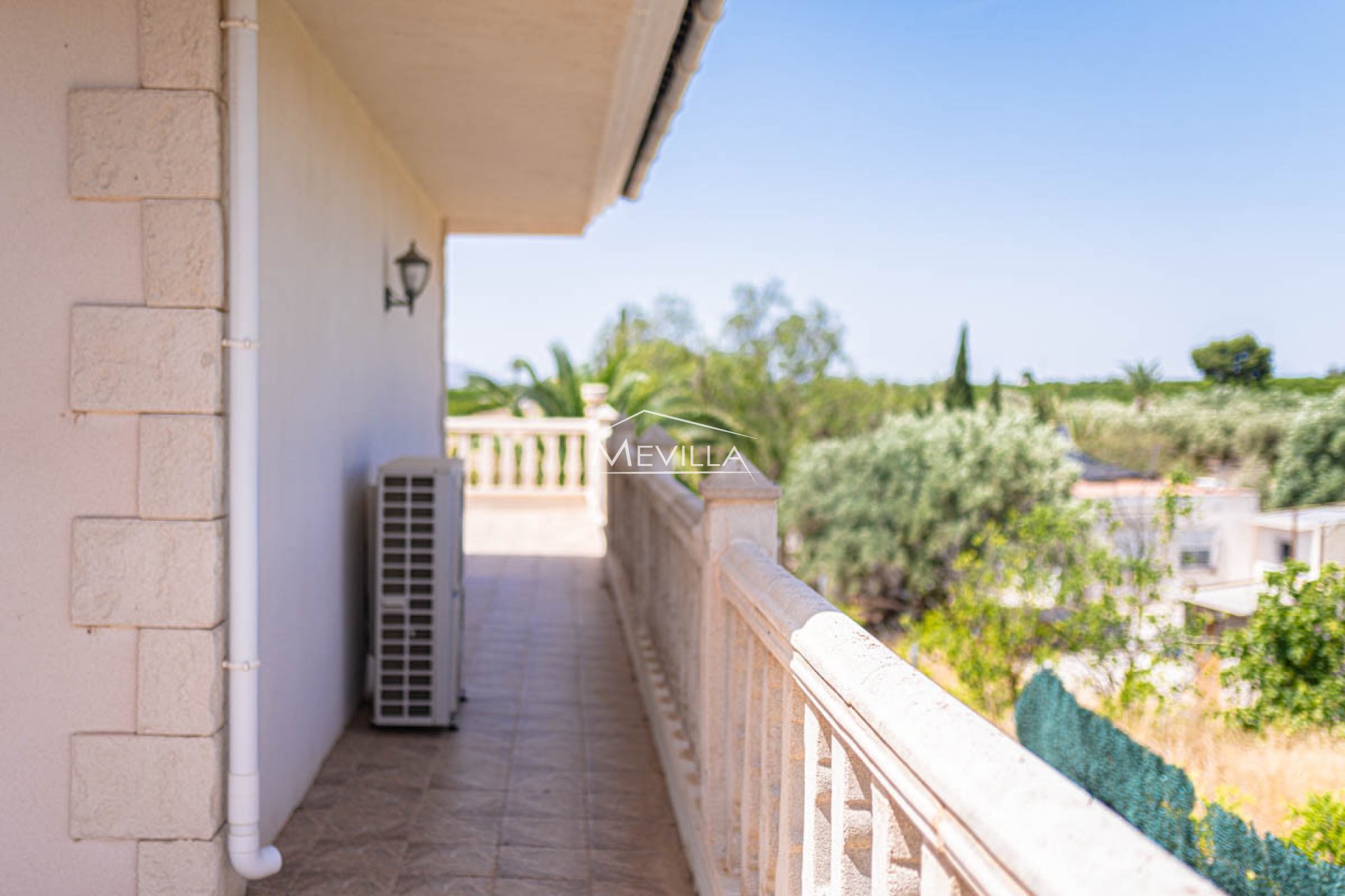 Återförsäljare - Villa - Orihuela
