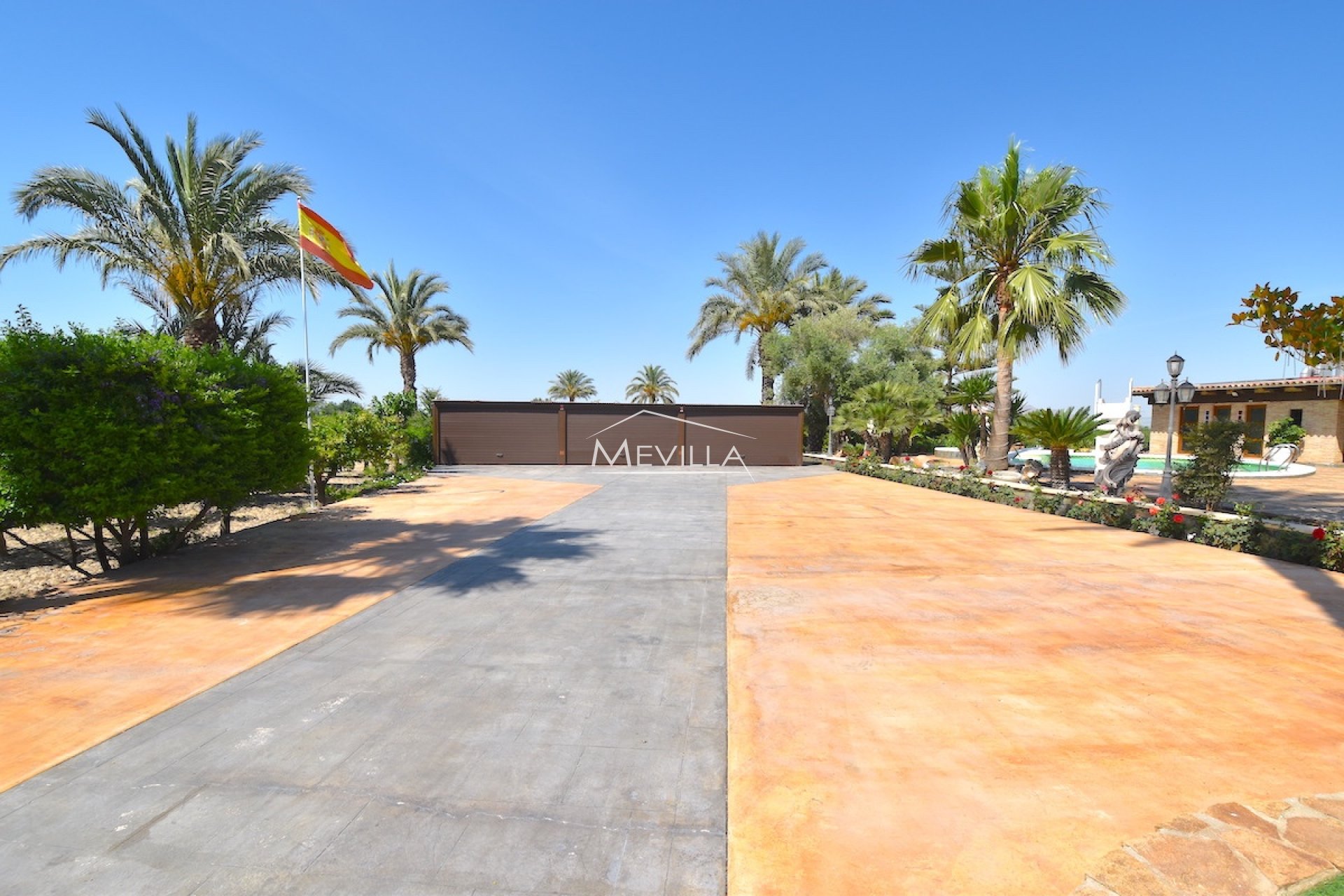 Återförsäljare - Villa - Rafal