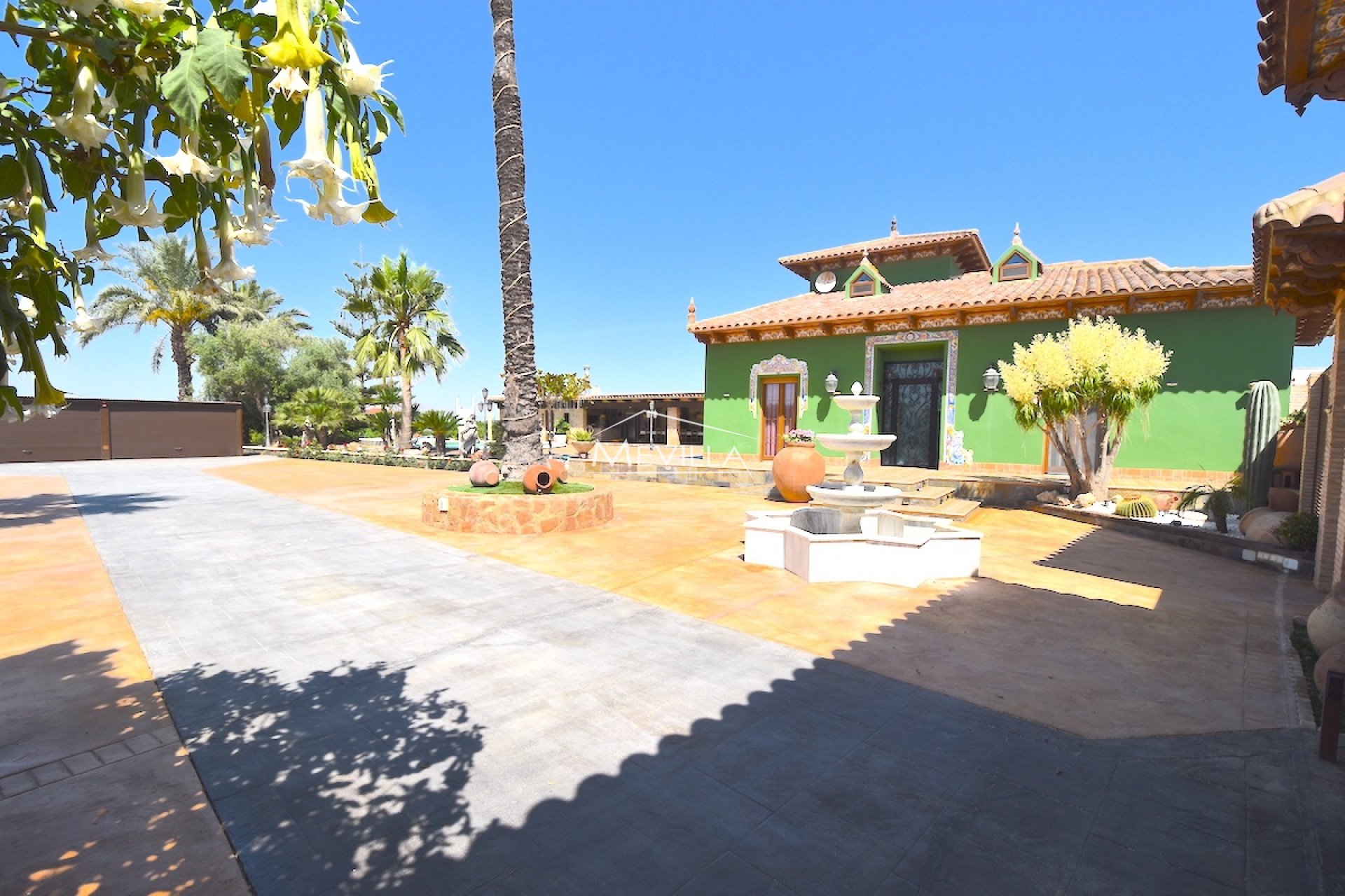 Återförsäljare - Villa - Rafal