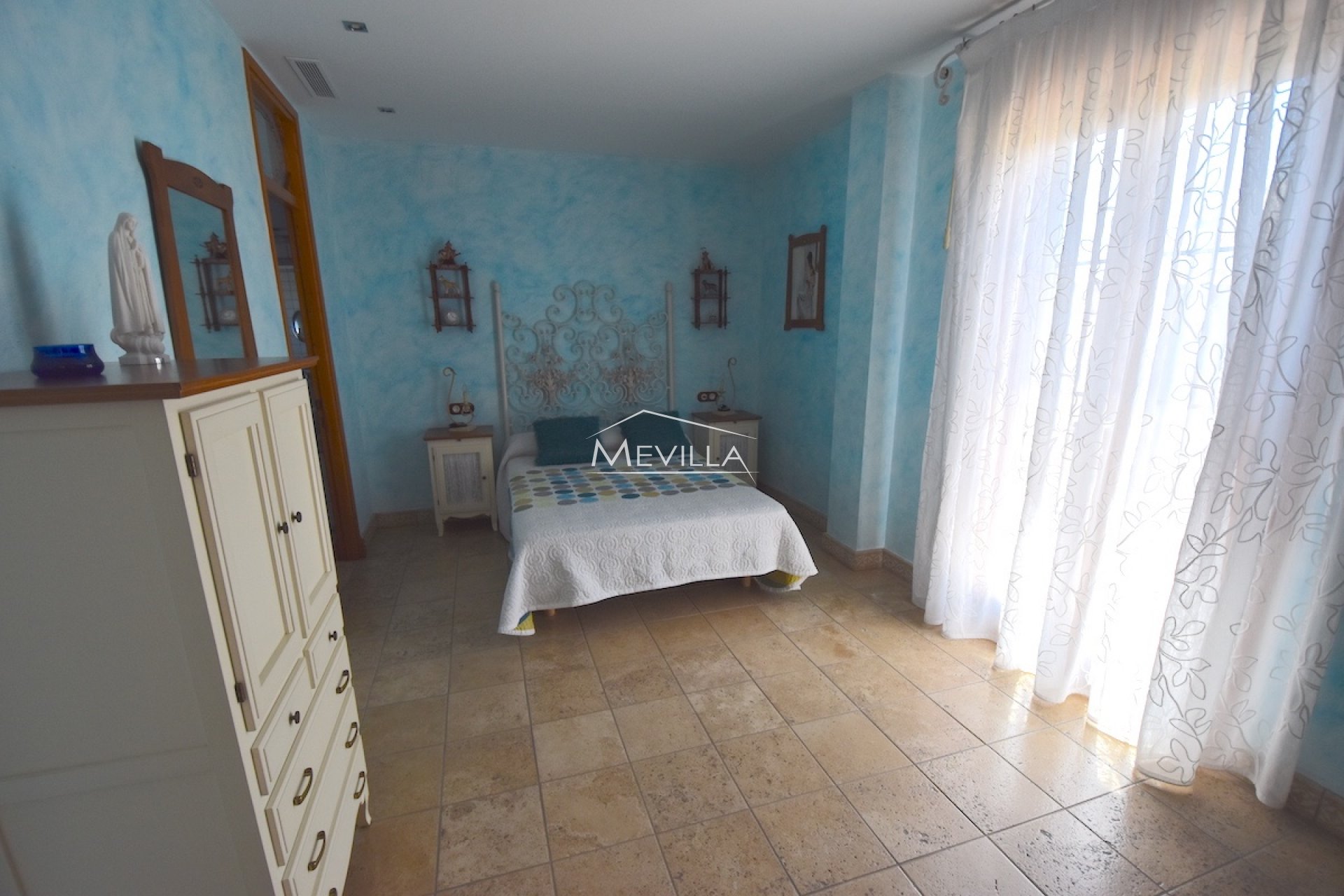 Återförsäljare - Villa - Rafal