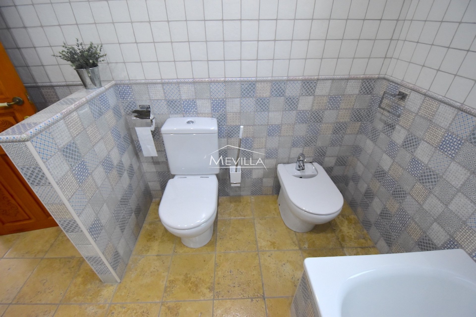 Återförsäljare - Villa - Rafal