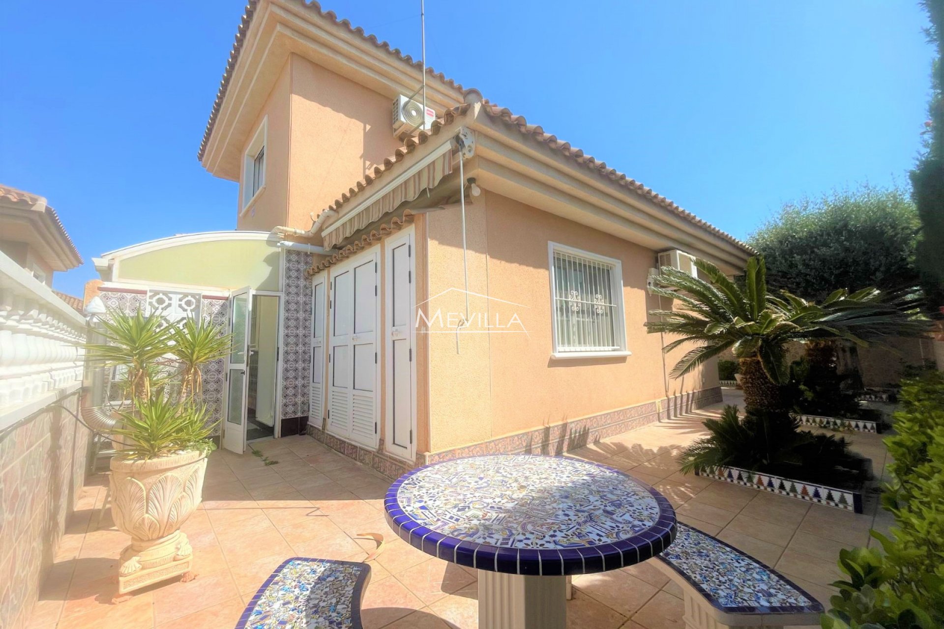Återförsäljare - Villa - Torrevieja - Los Altos