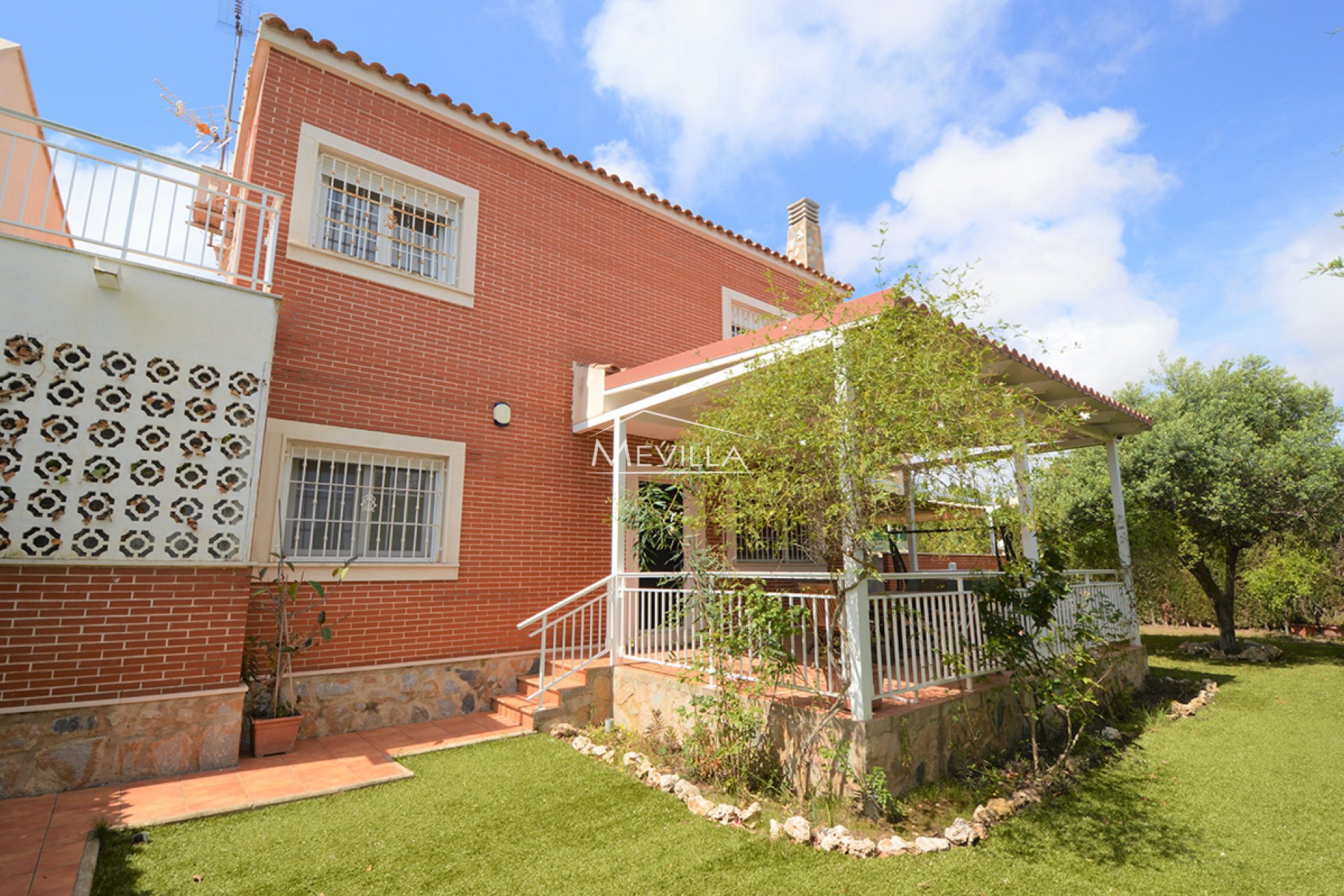 Återförsäljare - Villa - Torrevieja - Los Balcones
