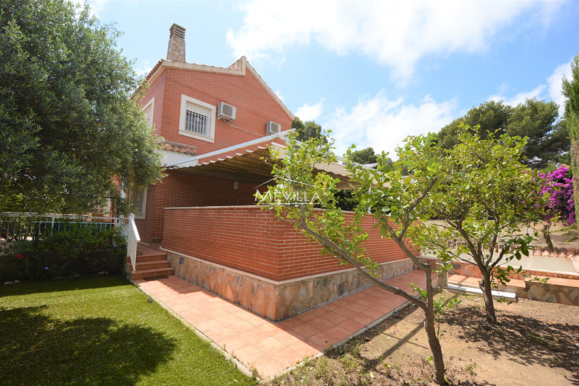 Återförsäljare - Villa - Torrevieja - Los Balcones