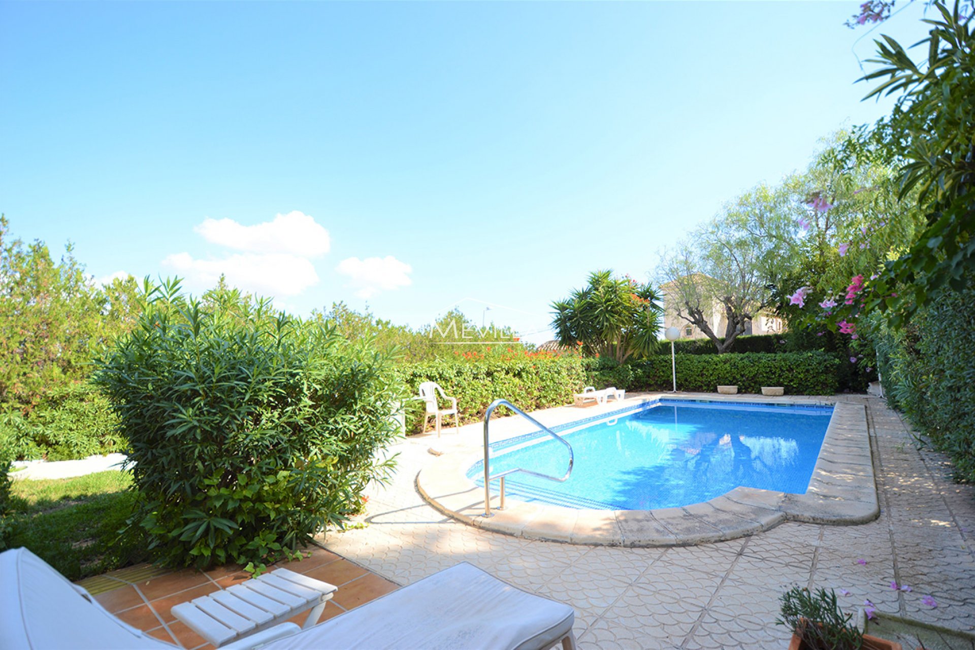 Återförsäljare - Villa - Torrevieja - Los Balcones