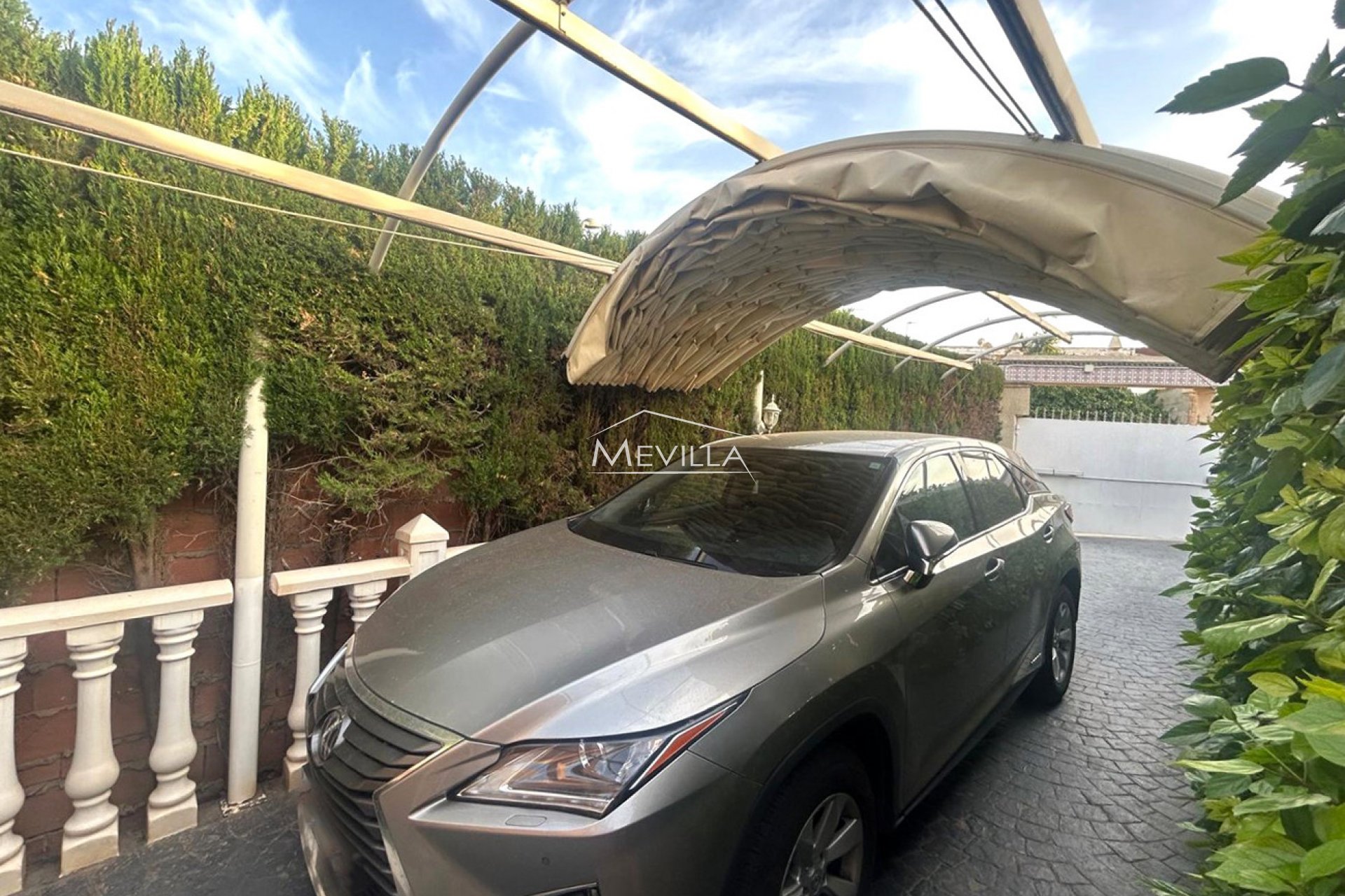 Återförsäljare - Villa - Torrevieja - Los Balcones