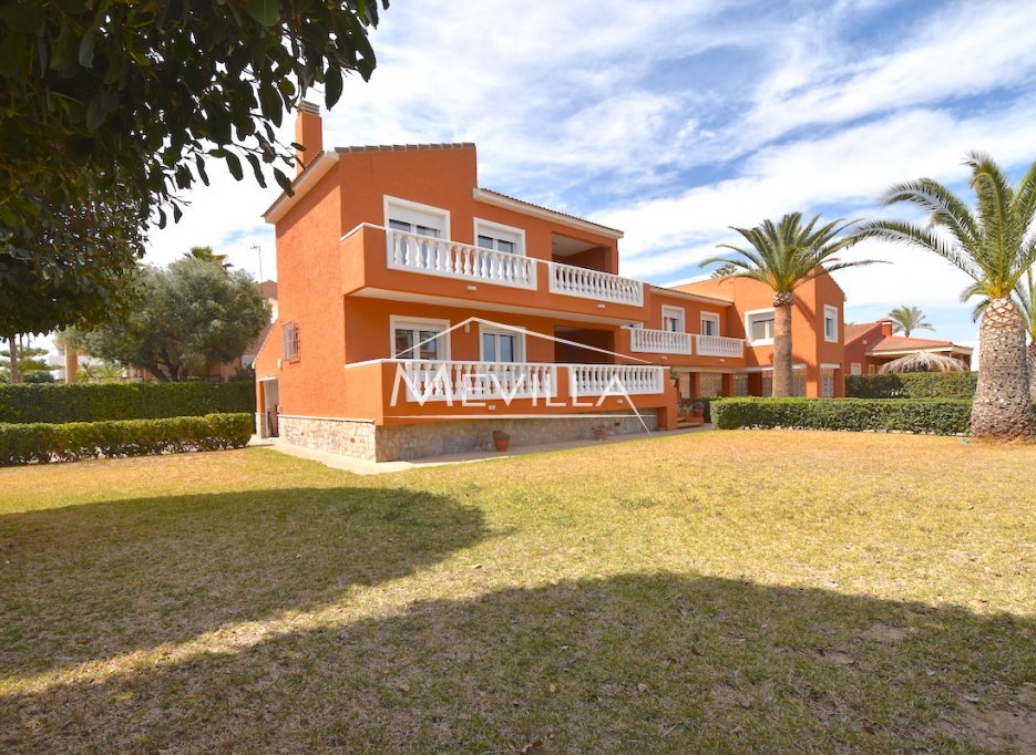 Återförsäljare - Villa - Torrevieja