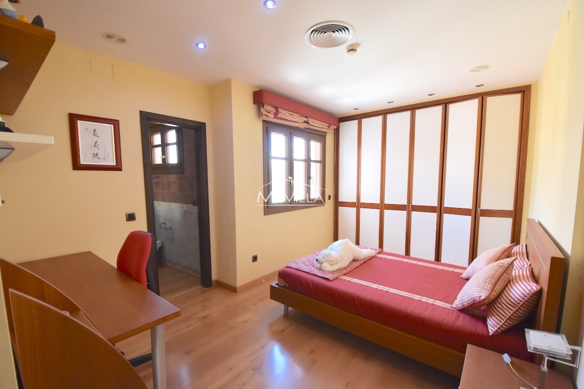 Återförsäljare - Villa - Torrevieja