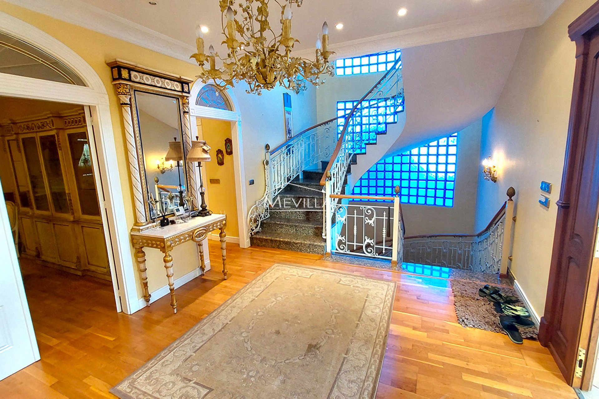 Återförsäljare - Villa - Torrevieja