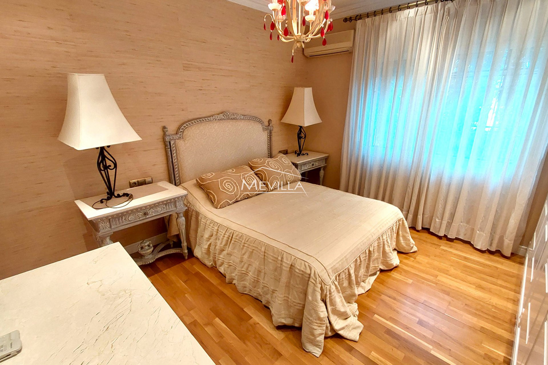 Återförsäljare - Villa - Torrevieja