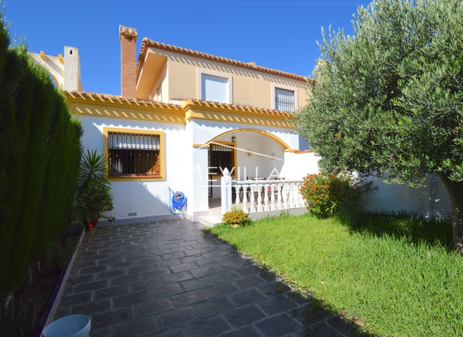 Chalet adosado a la venta en Torre de la Horadada.