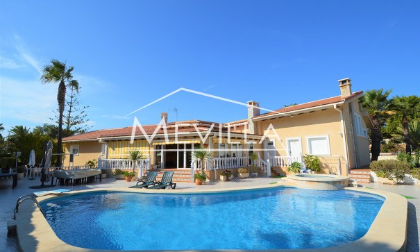 Chalet / Villa - Reventas - Orihuela Costa - CR569