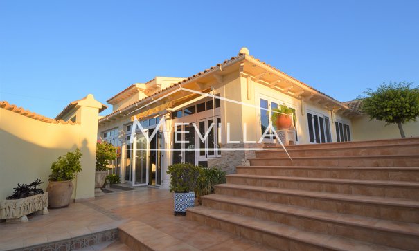 Chalet / Villa - Reventas - Orihuela Costa - VM725