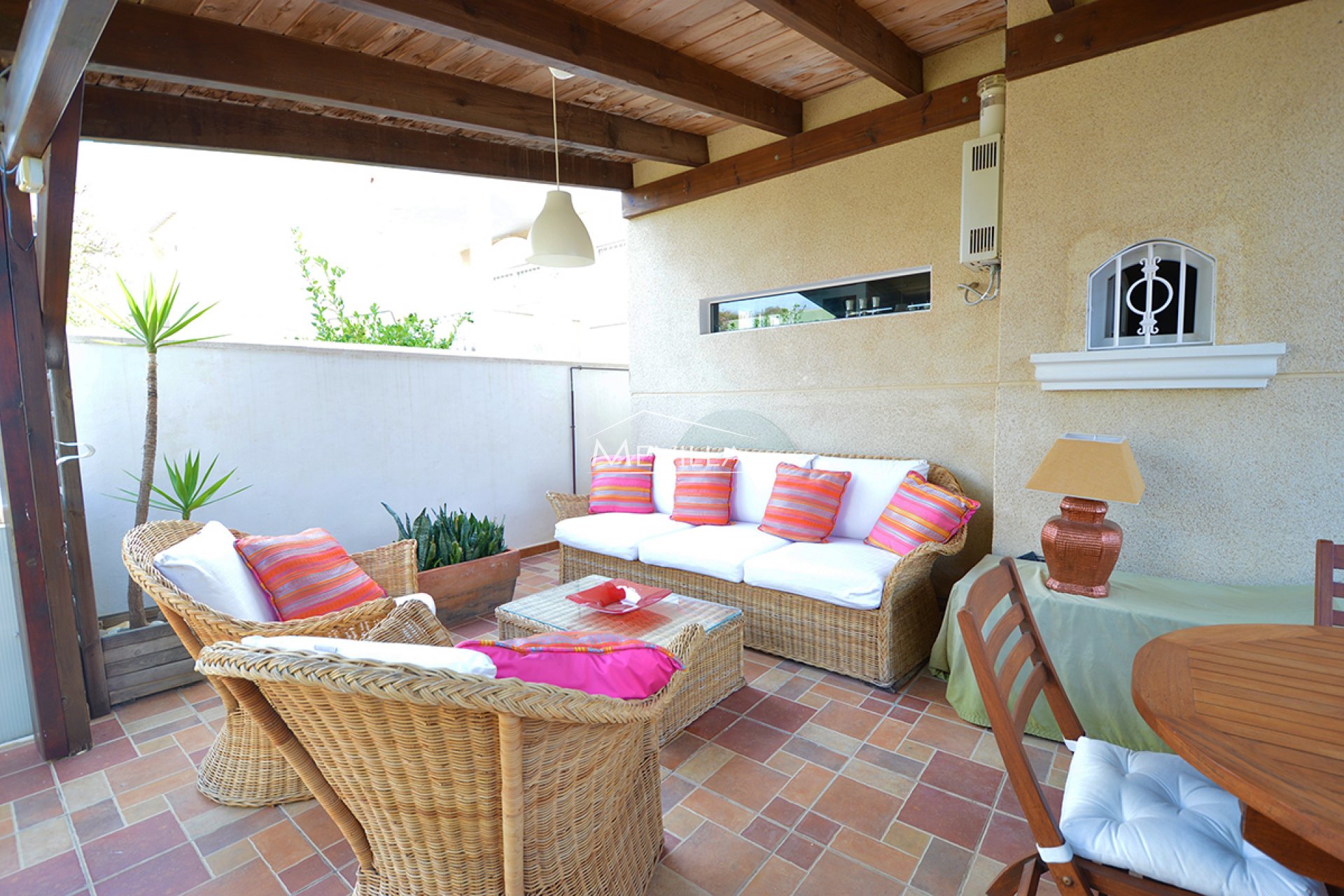 Die überdachte Terrasse