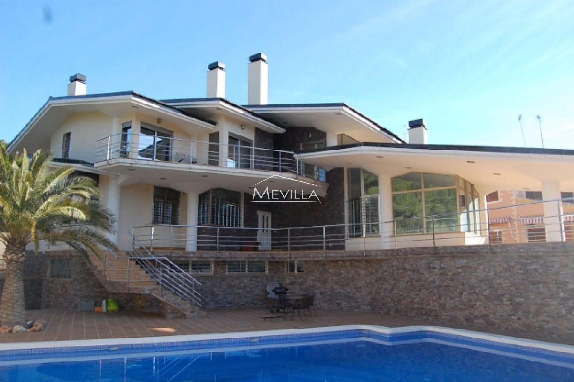 Eksklusive luksus villa til salgs i Campoamor