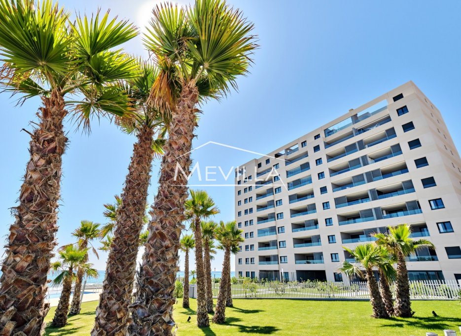 Front Line only - Flat / Apartment - Orihuela Costa - Punta Prima