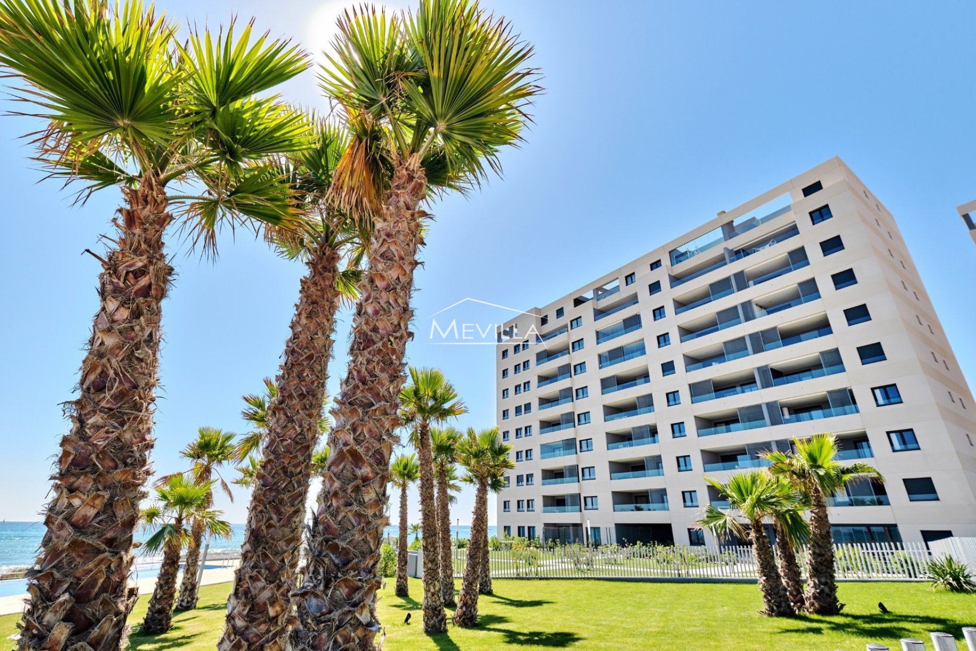 Front Line only - Flat / Apartment - Orihuela Costa - Punta Prima