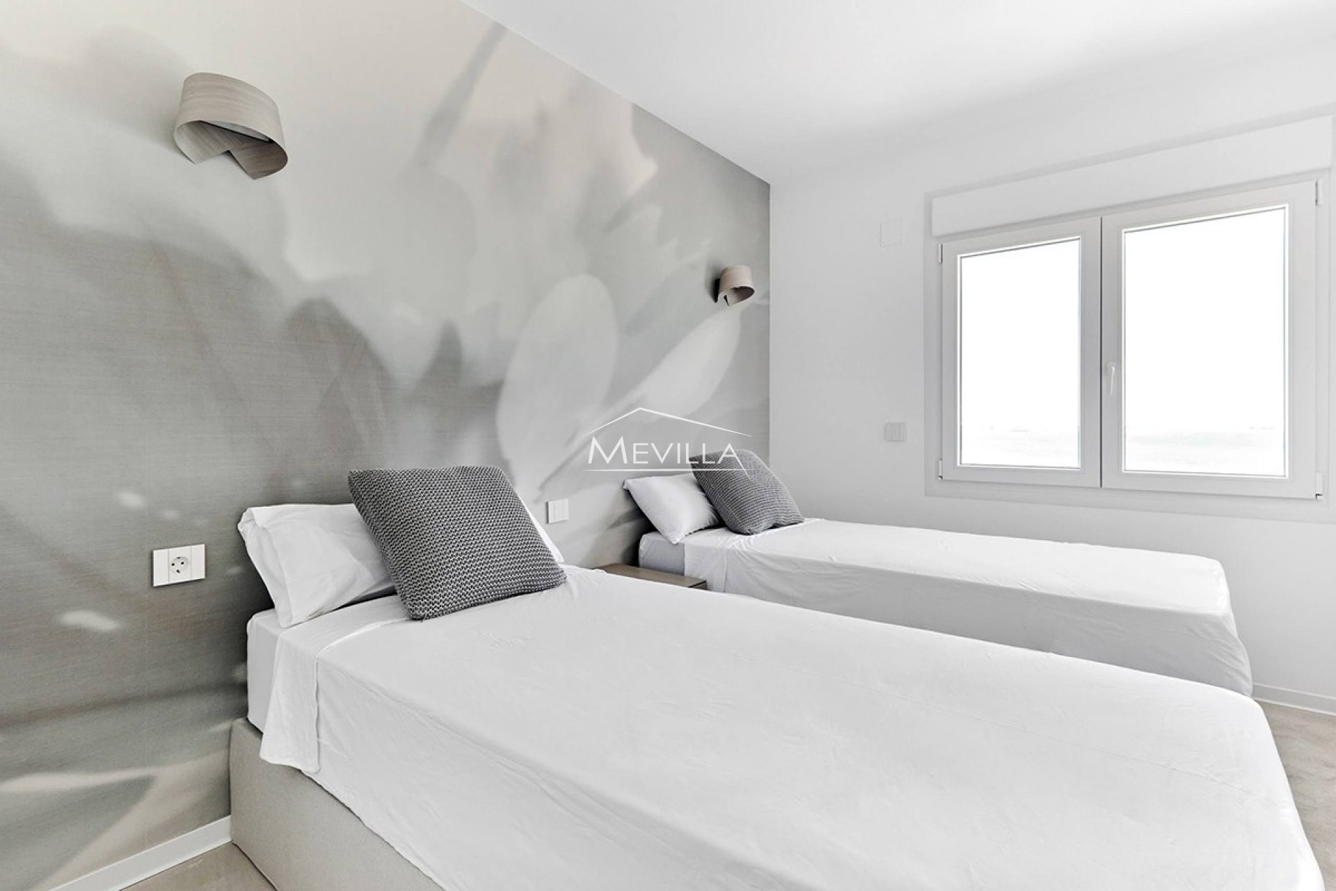 Front Line only - Flat / Apartment - Orihuela Costa - Punta Prima