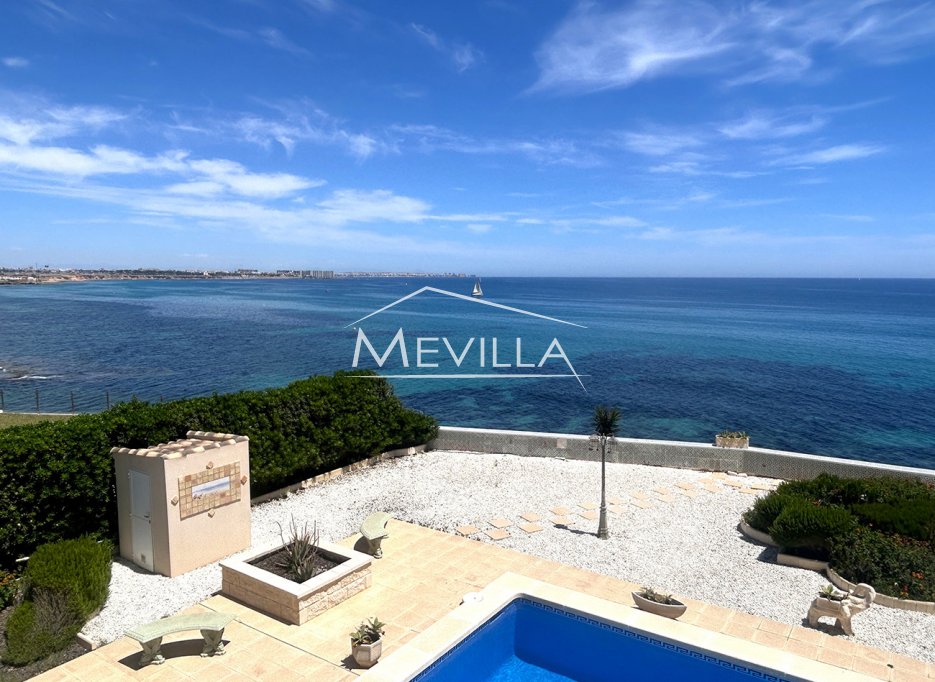 Frontlinjen - Villa - Orihuela Costa - Cabo Roig