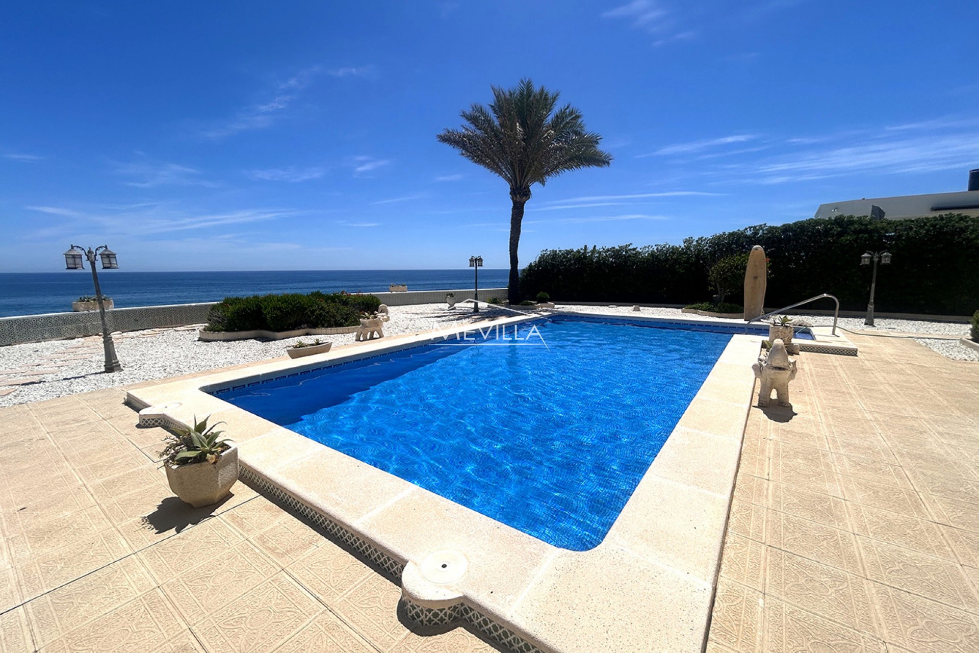 Frontlinjen - Villa - Orihuela Costa - Cabo Roig