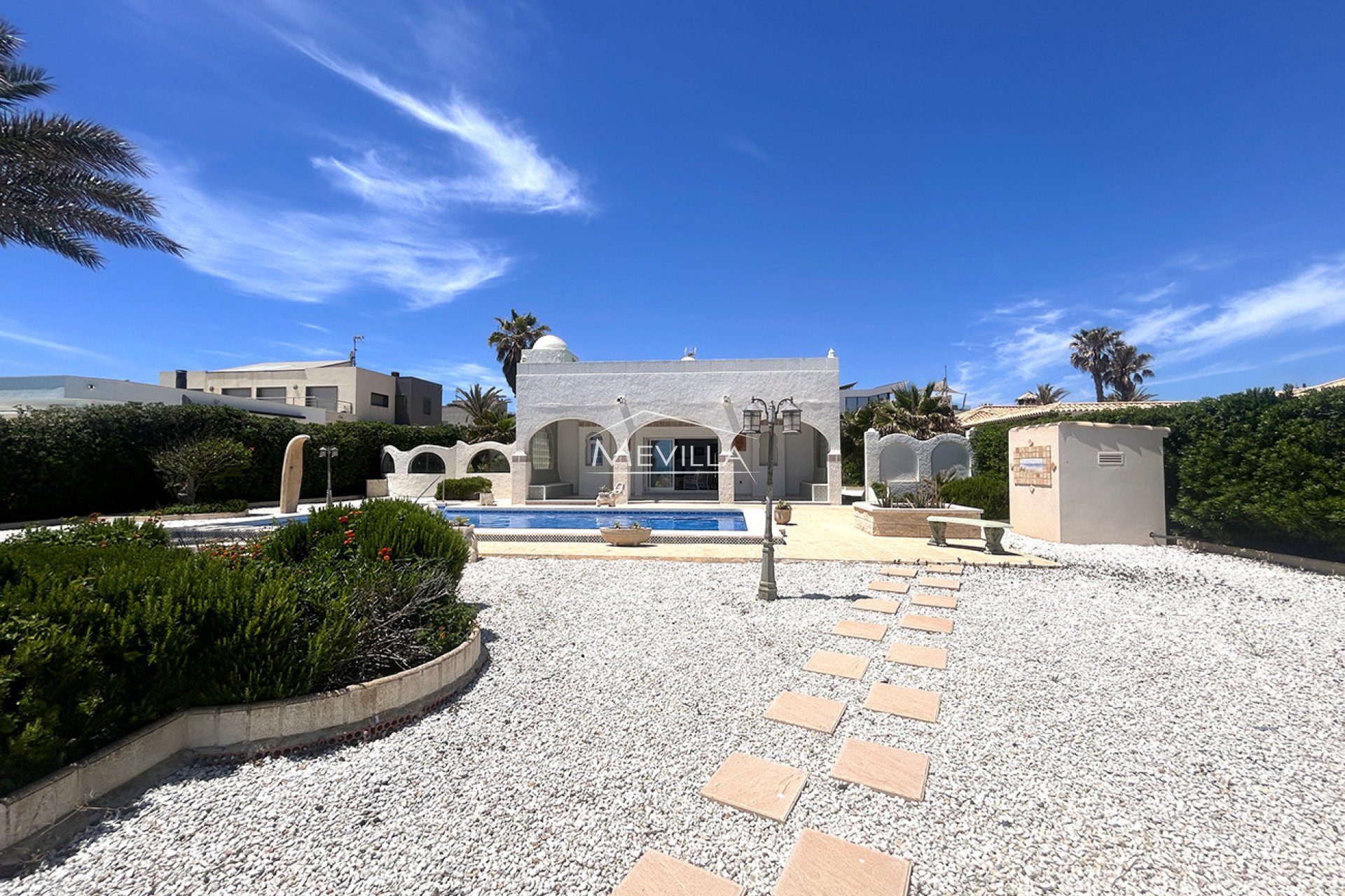 Frontlinjen - Villa - Orihuela Costa - Cabo Roig
