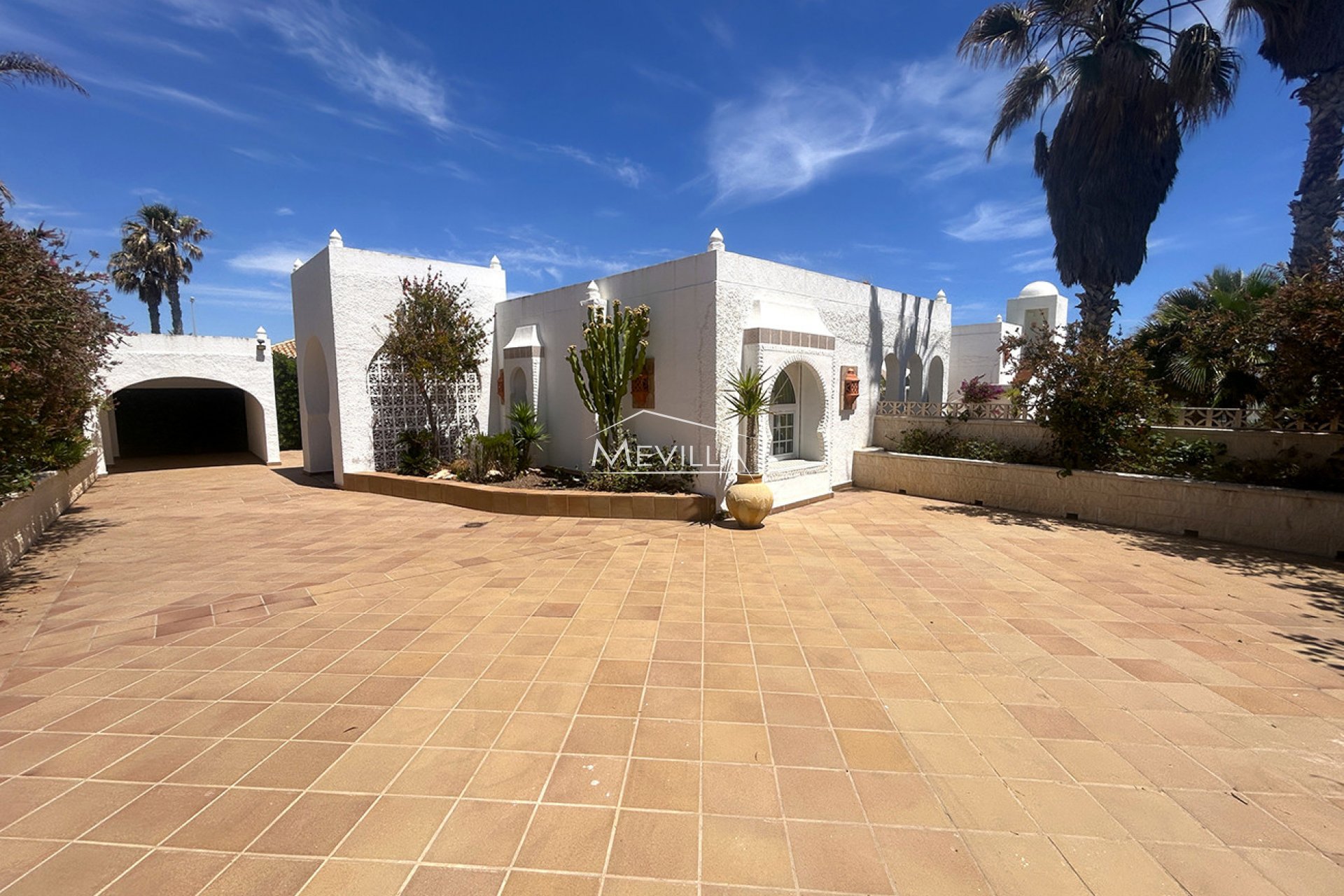 Frontlinjen - Villa - Orihuela Costa - Cabo Roig