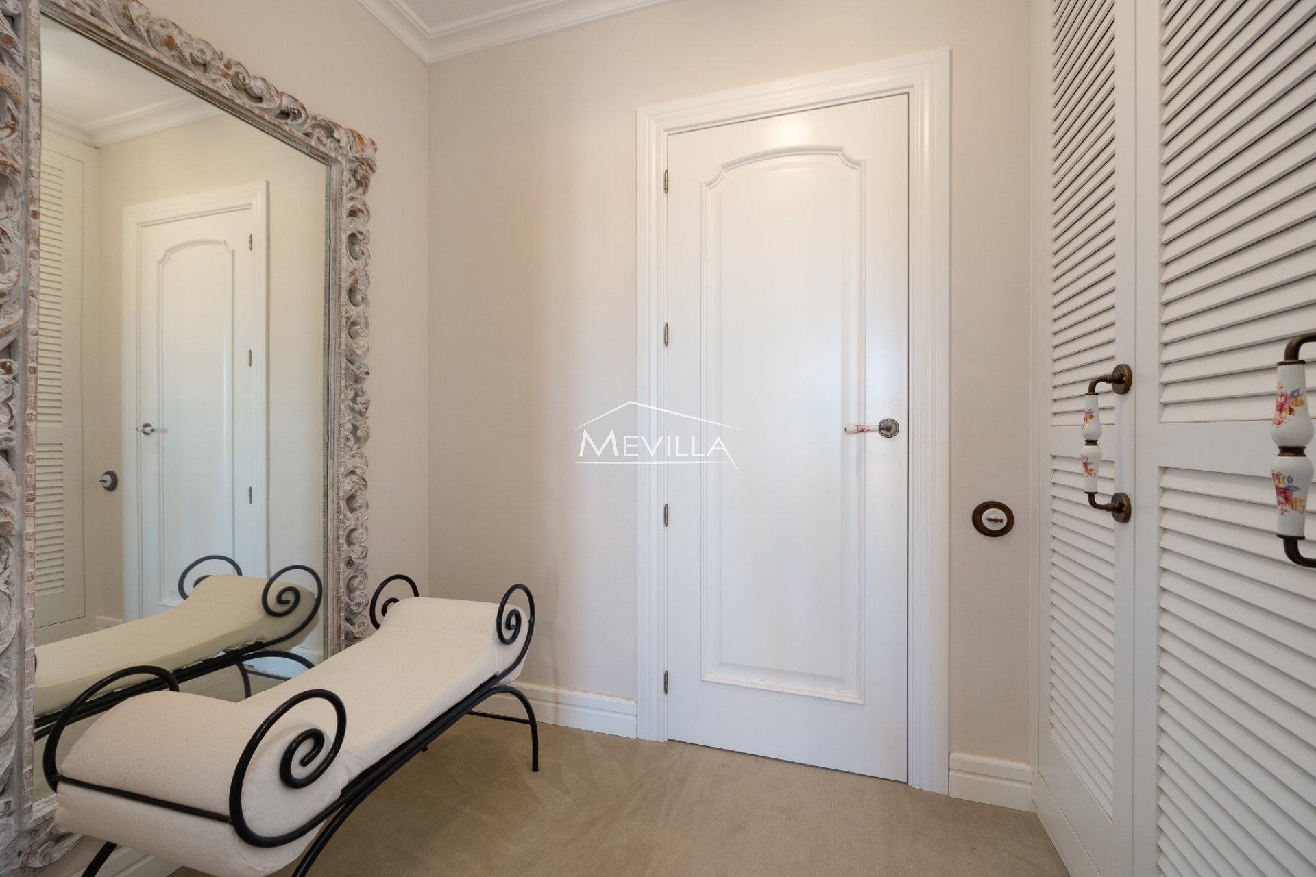 Frontlinjen - Villa - Orihuela Costa - Cabo Roig