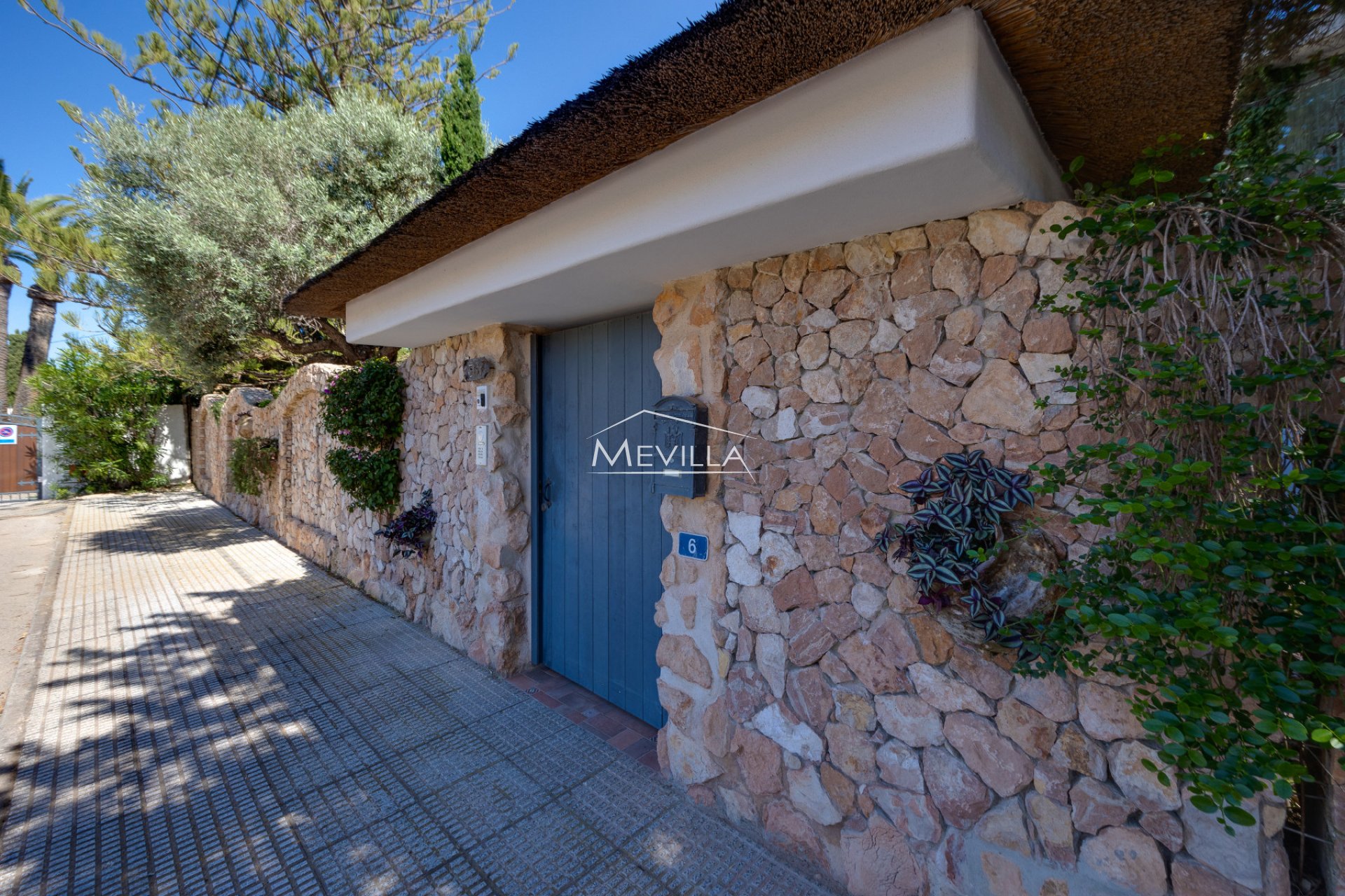 Frontlinjen - Villa - Orihuela Costa - Cabo Roig