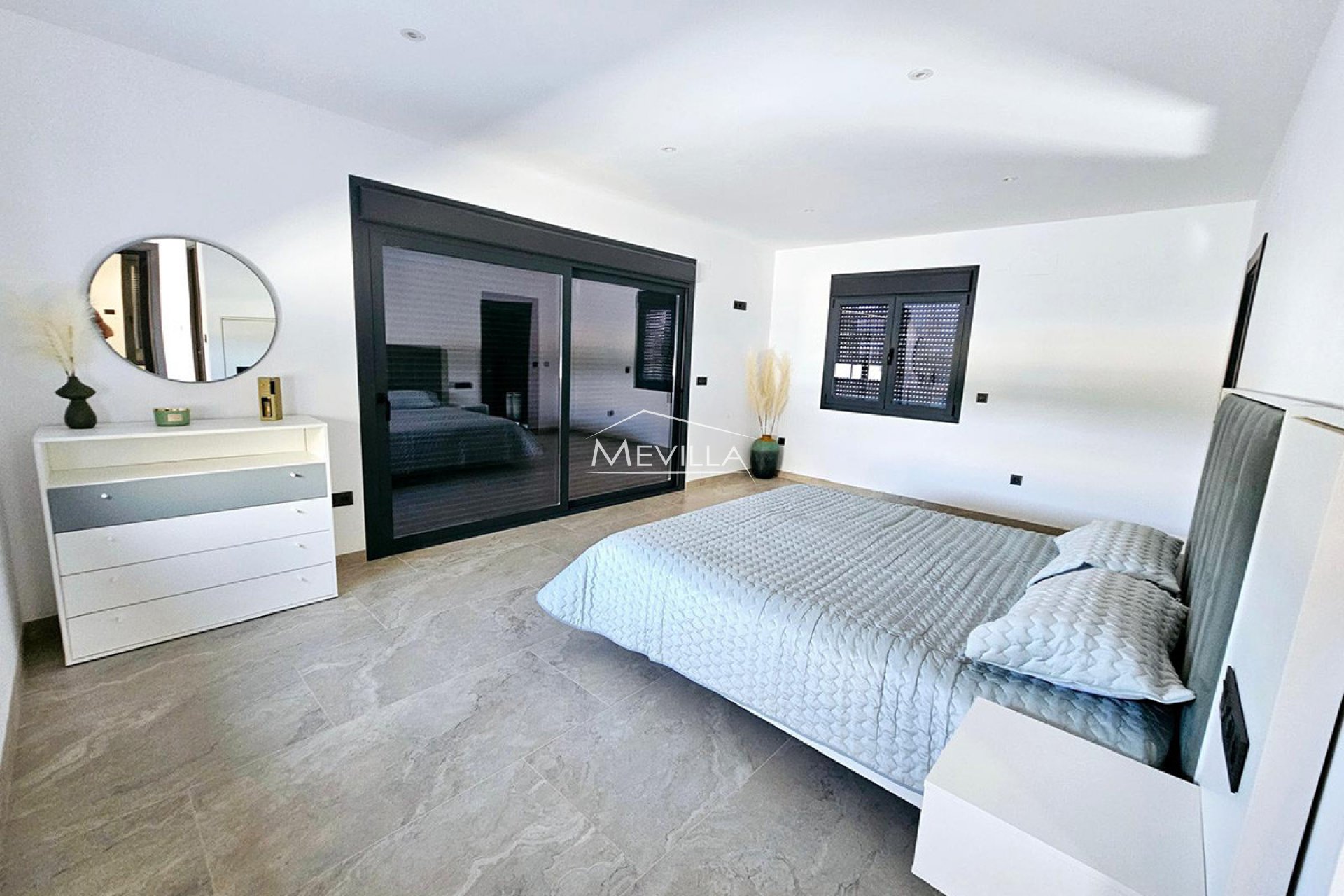 Obra nueva - Chalet / Villa - Guardamar / Ciudad Quesada / La Marina - La Marina