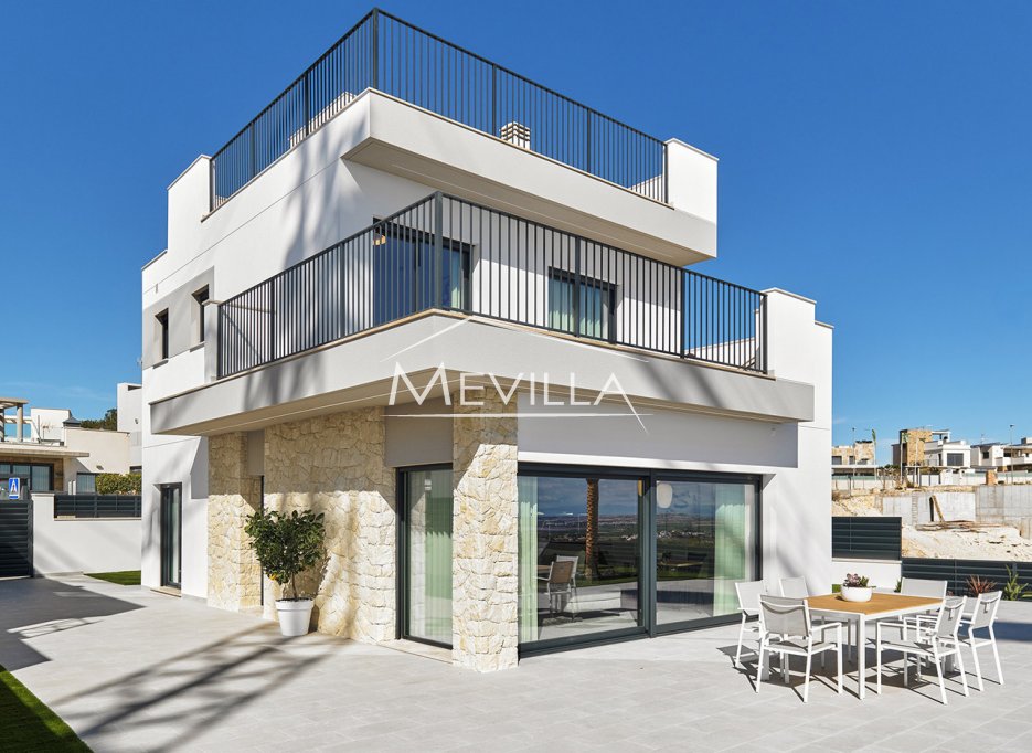Obra nueva - Chalet / Villa - San Miguel de Salinas