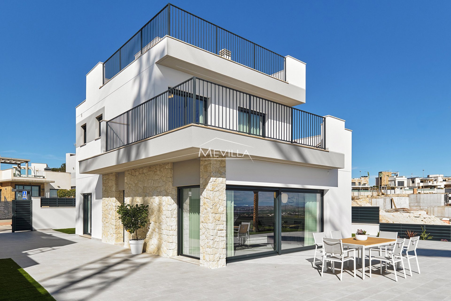 Obra nueva - Chalet / Villa - San Miguel de Salinas