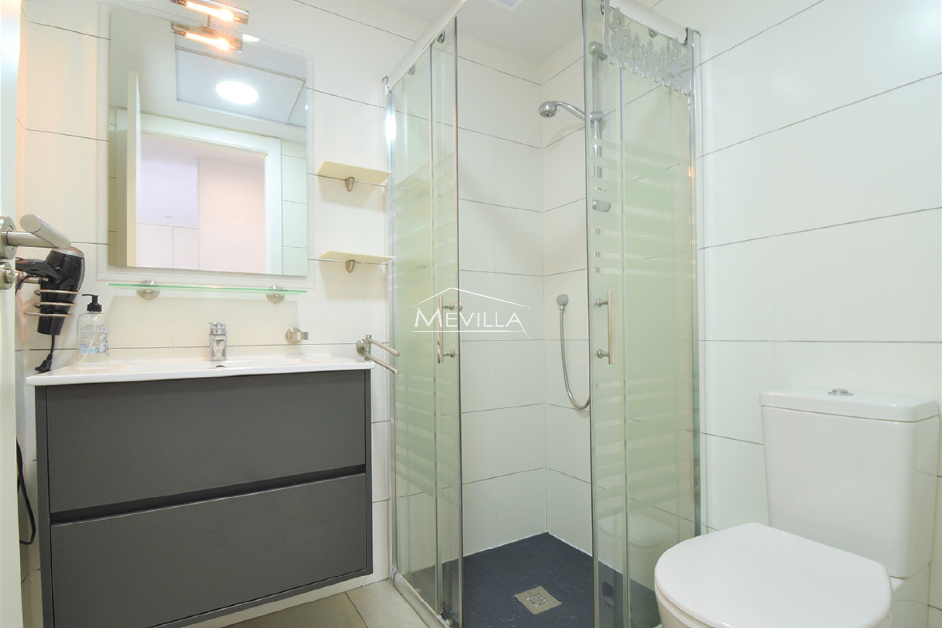 Перепродажа - Плоский / Апартаменты - Торревьеха - Torrevieja