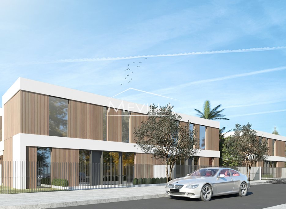  -  - Pilar de la Horadada