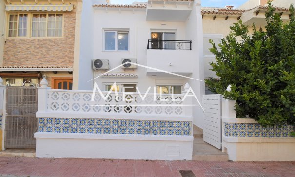 Reihenhaus - Verkäufe - Torrevieja - LB1211