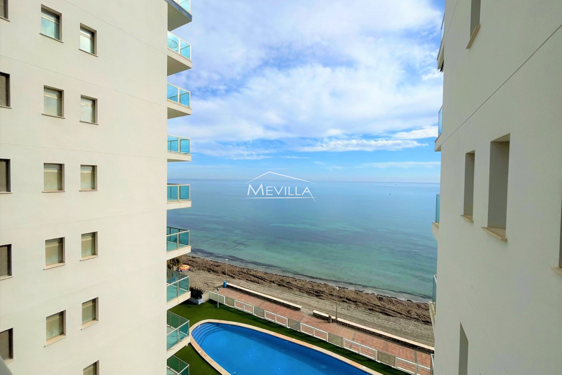 Resales - Flat / Apartment - La Manga