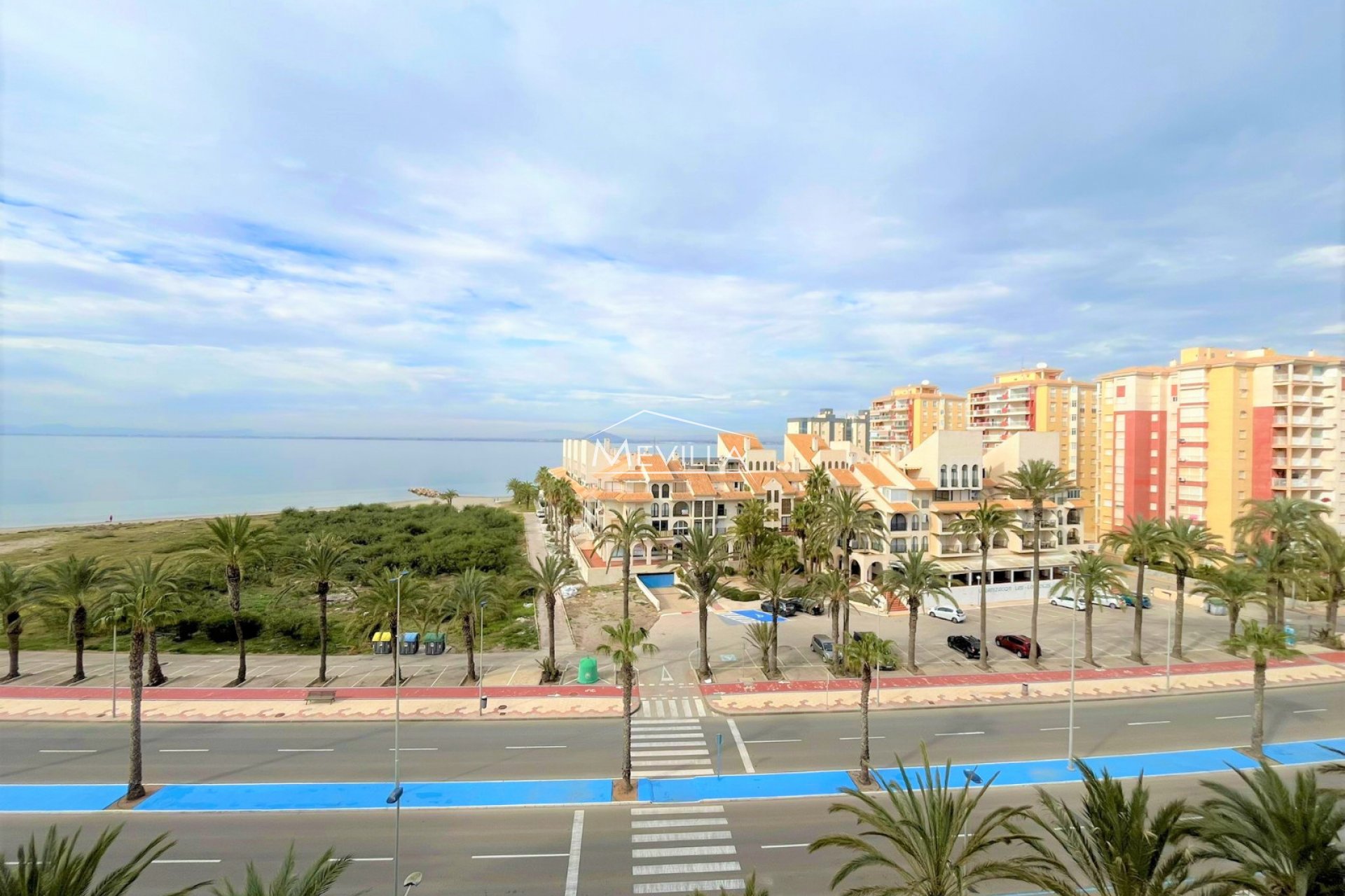 Resales - Flat / Apartment - La Manga