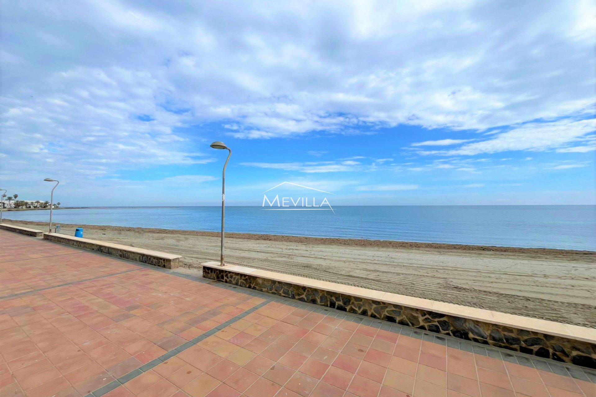 Resales - Flat / Apartment - La Manga